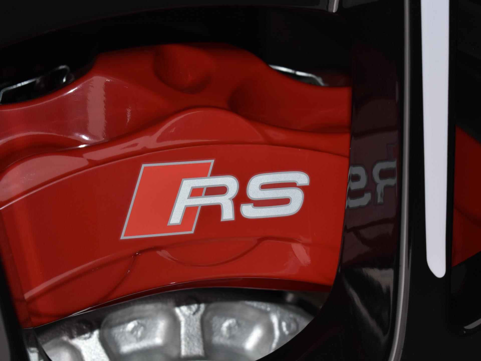 Audi RS3 Limousine RS 3 Quattro 2.5 TFSI 400 PK | 280 km/h | RS-Sportuitlaat & RS Adaptief Onderstel | Panorama-glasdak | Stoelbekleding van leder | Bang & olufsen sound system | Matrix led-koplampen | - 6/49