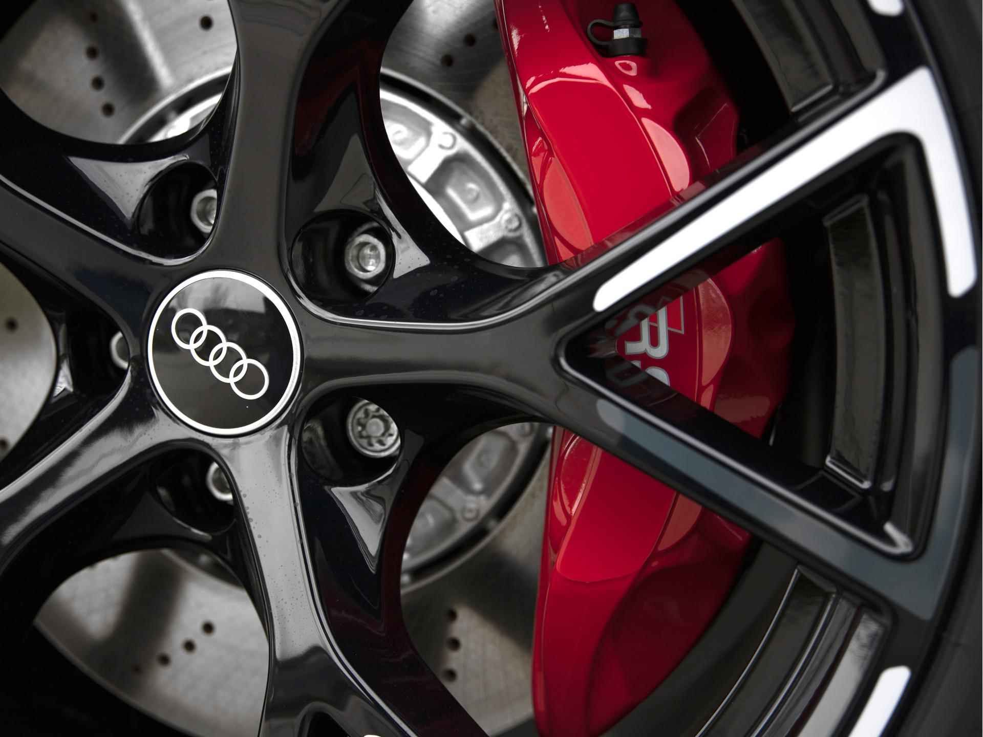 Audi RS3 Limousine RS 3 Quattro 2.5 TFSI 400 PK | 280 km/h | RS-Sportuitlaat & RS Adaptief Onderstel | Panorama-glasdak | Stoelbekleding van leder | Bang & olufsen sound system | Matrix led-koplampen | - 14/49