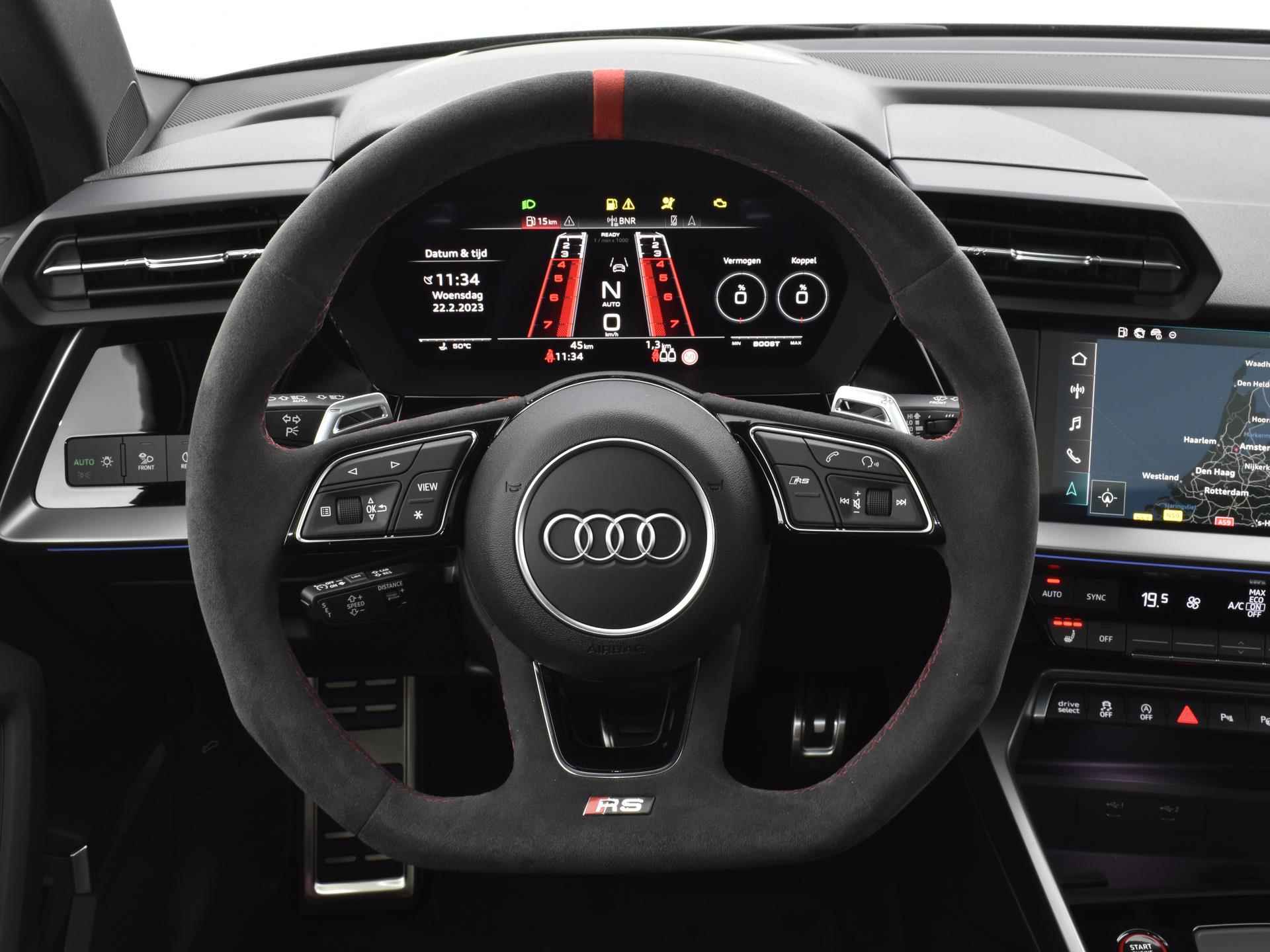 Audi RS3 Limousine RS 3 Quattro 2.5 TFSI 400 PK | 280 km/h | RS-Sportuitlaat & RS Adaptief Onderstel | Panorama-glasdak | Stoelbekleding van leder | Bang & olufsen sound system | Matrix led-koplampen | - 31/49