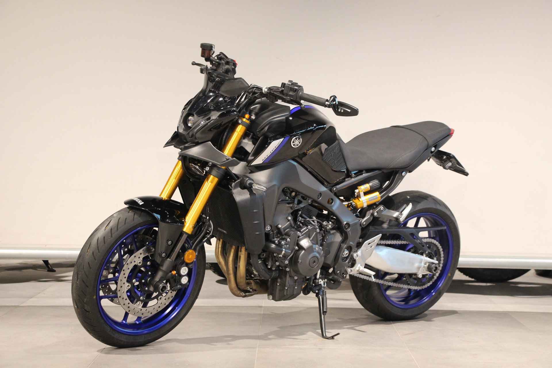 Yamaha MT-09 SP - 4/17