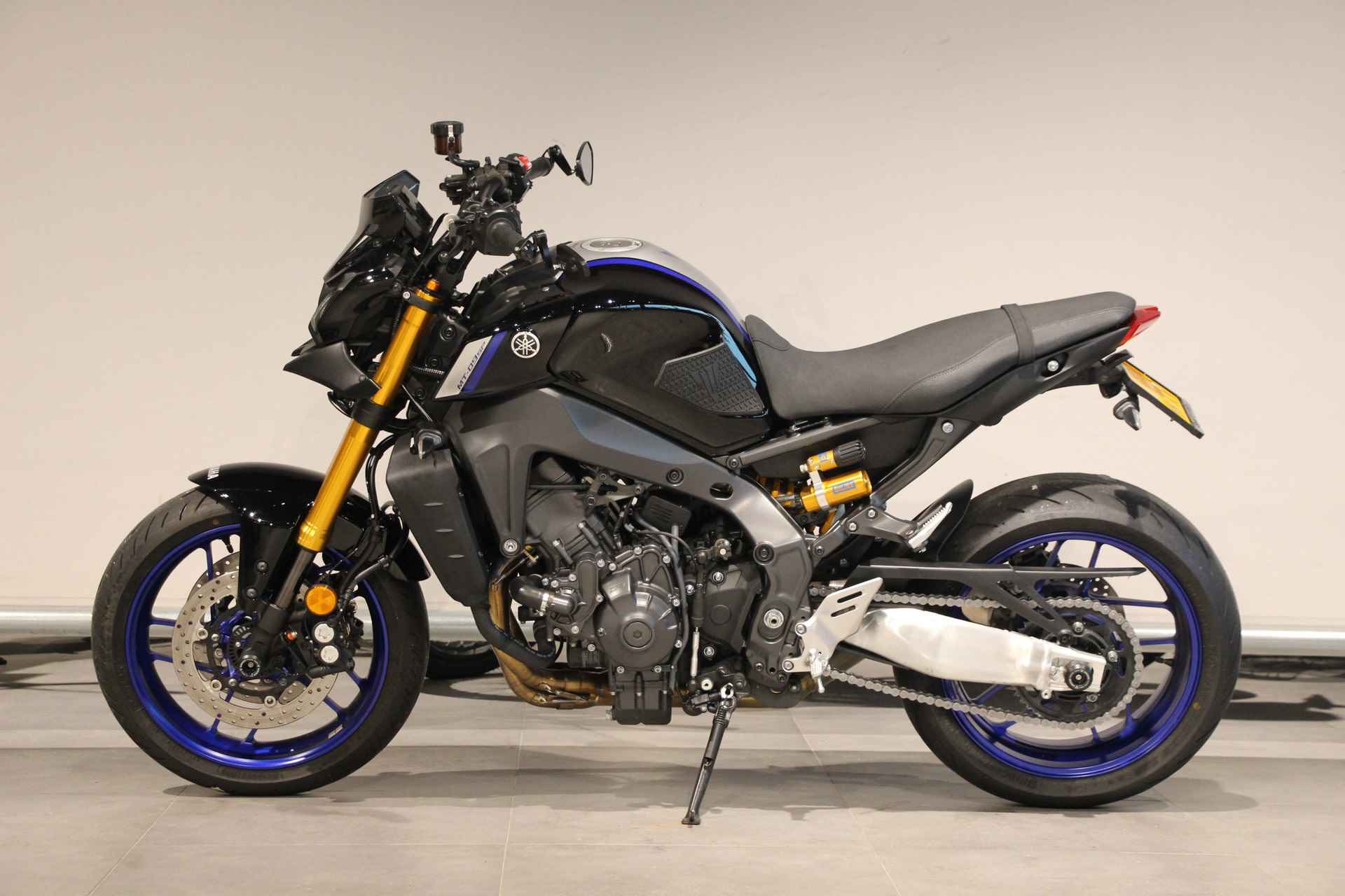 Yamaha MT-09 SP - 5/17