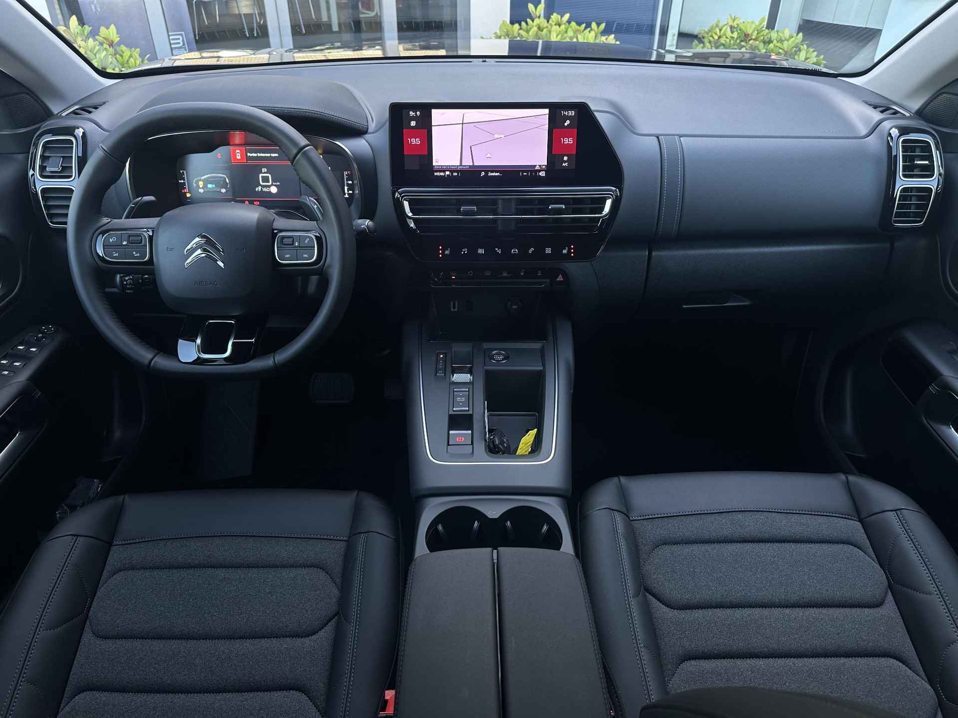 Citroen C5 Aircross 1.2 Hybrid 136pk Plus | Stoelverwarming | Comfort Stoelen | Apple Carplay/Android Auto | Climate Control | Navigatie | Full LED | Keyless Entry/Start | DAB | LM velgen | - 13/33