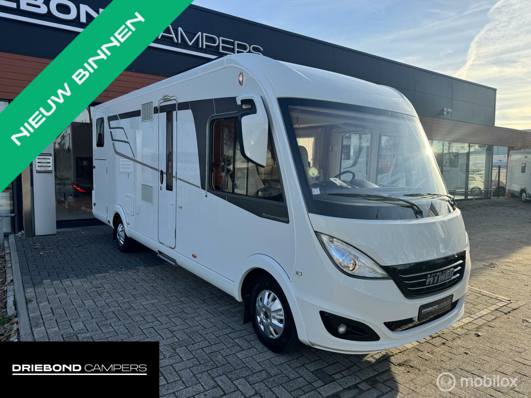 Hymer B678 DL Enkele Bedden Hefbed Zonnepanelen Grote Garage