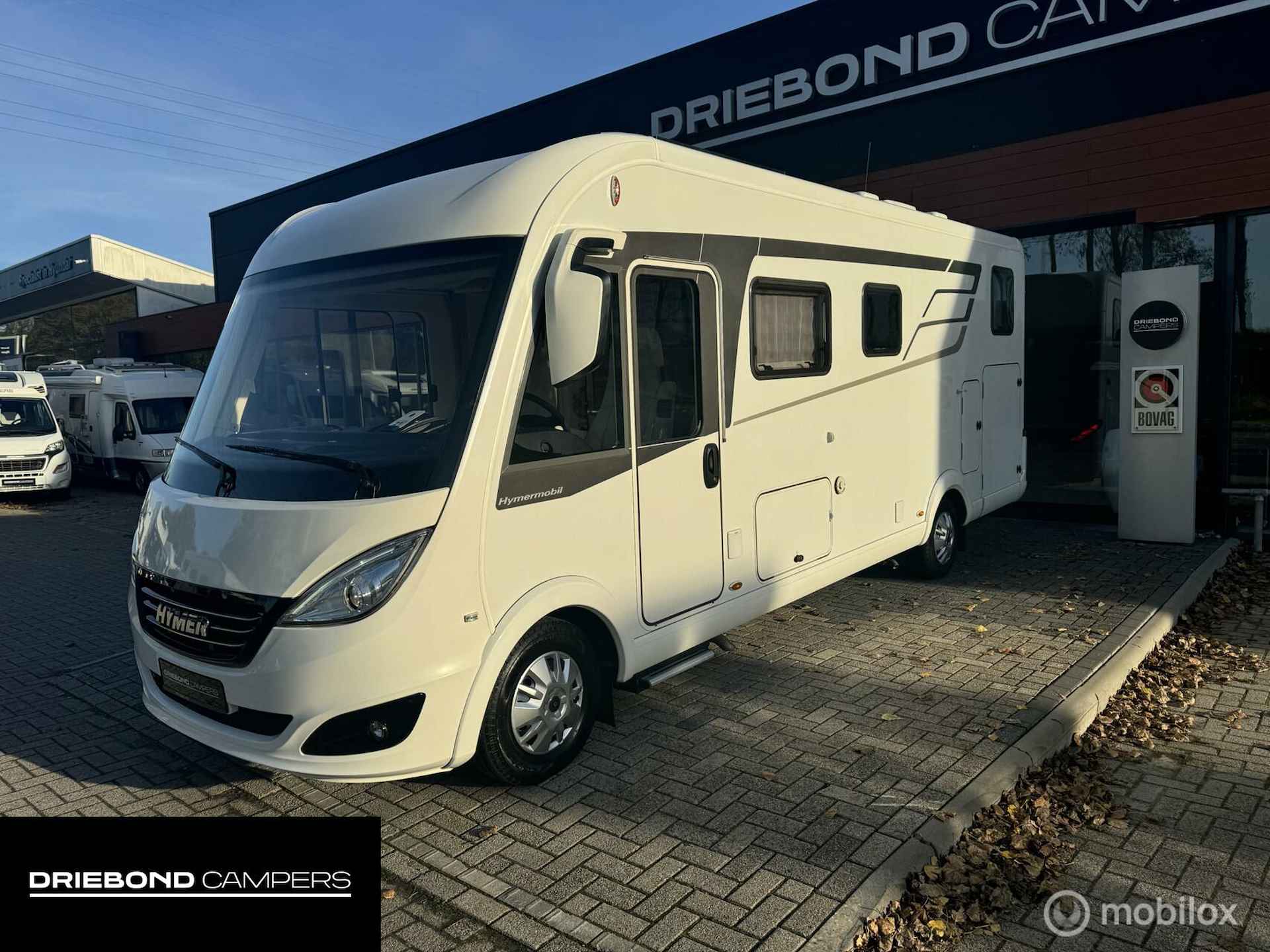 Hymer B678 DL Enkele Bedden Hefbed Zonnepanelen Grote Garage - 3/30