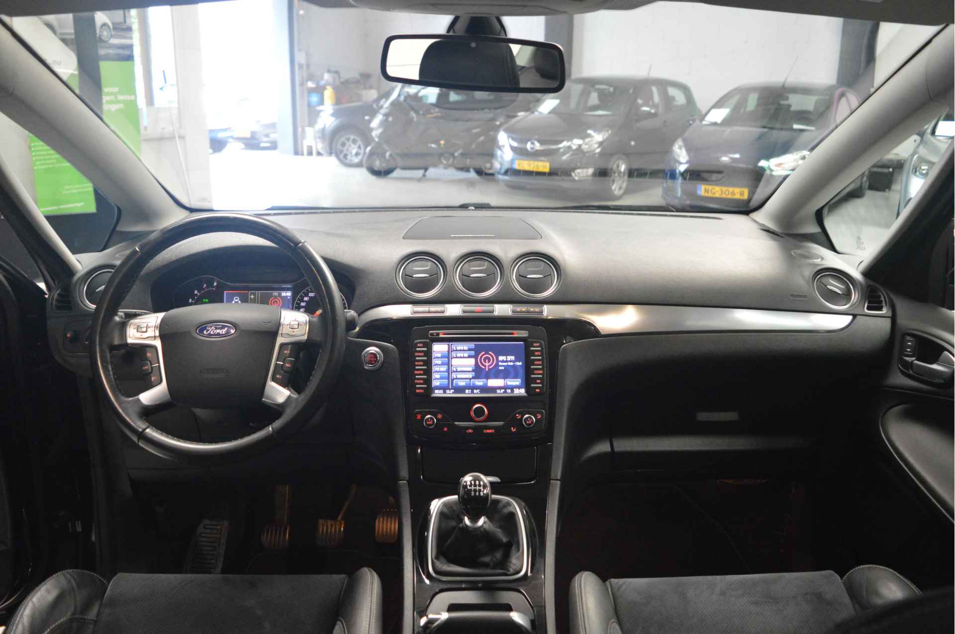 Ford S-Max 1.6 EcoBoost Platinum // NAVI // CLIMA // CRUISE // PANO // PDC // TREKHAAK // - 13/28