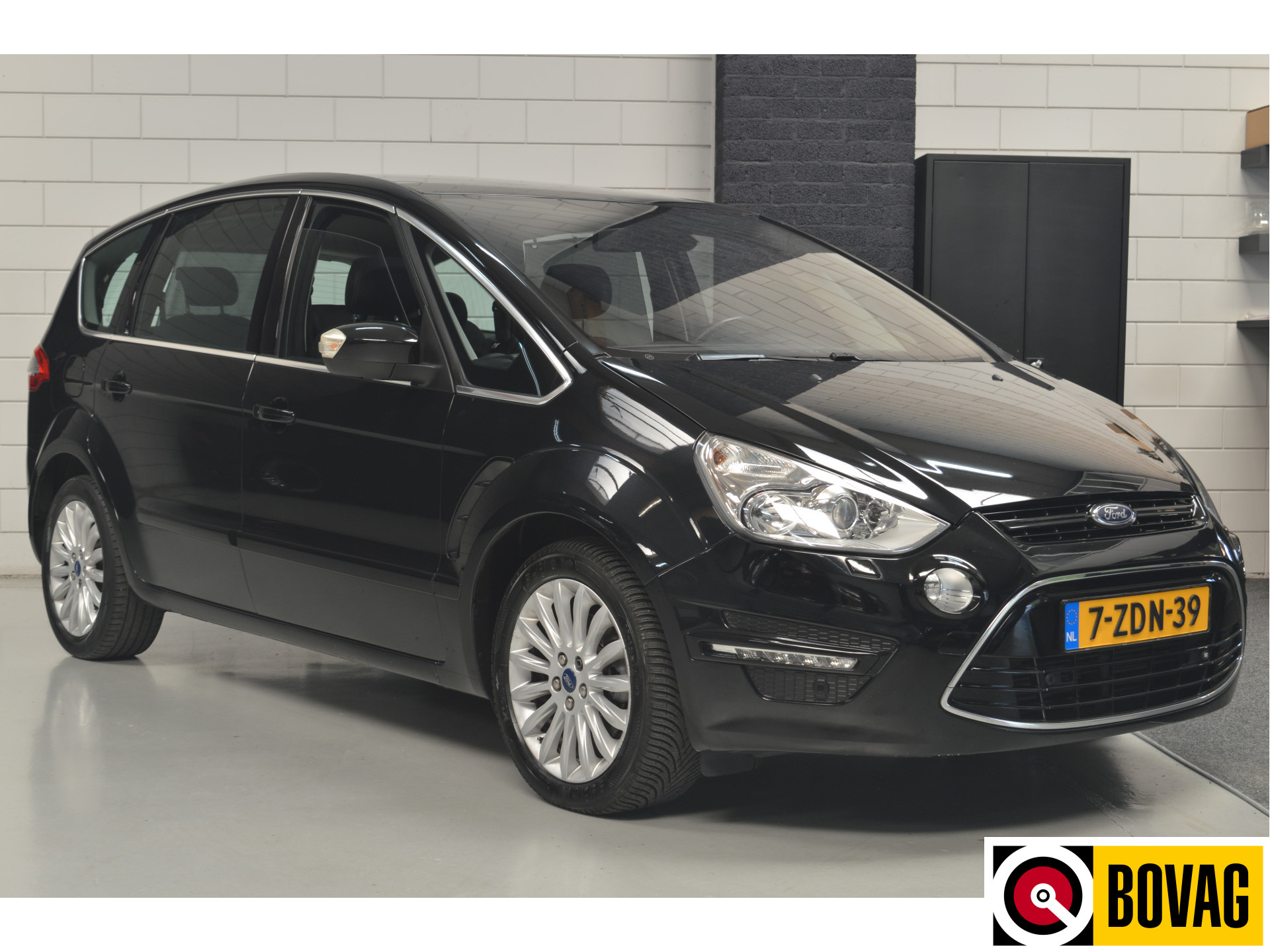 Ford S-Max 1.6 EcoBoost Platinum // NAVI // CLIMA // CRUISE // PANO // PDC // TREKHAAK //