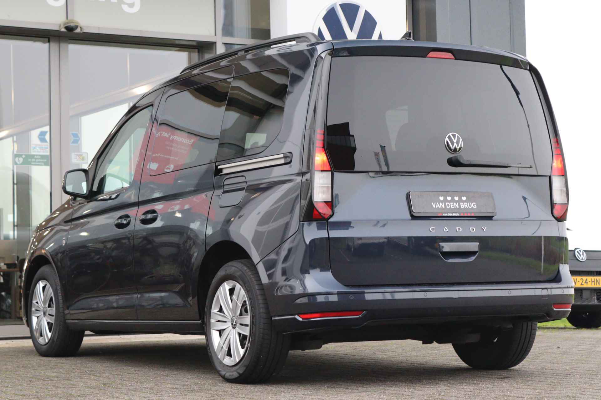 Volkswagen Caddy 2.0 TDI 122 pk DSG 5p | Navigatie | App Connect | Climatronic | PDC Achter | Bluetooth | 2 Schuifdeuren | - 10/35