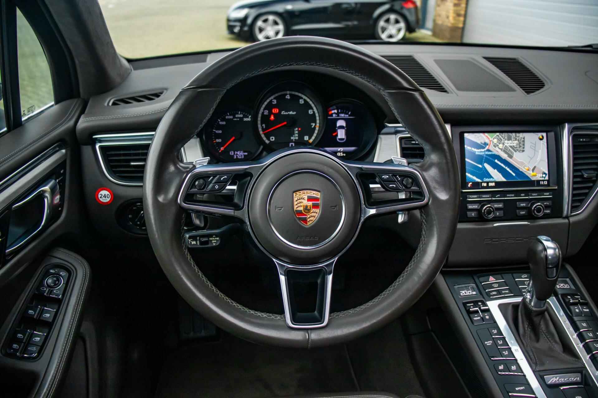 Porsche Macan 3.6 Turbo, NAP, Dealer Onderhouden, Leder,Pano - 13/35