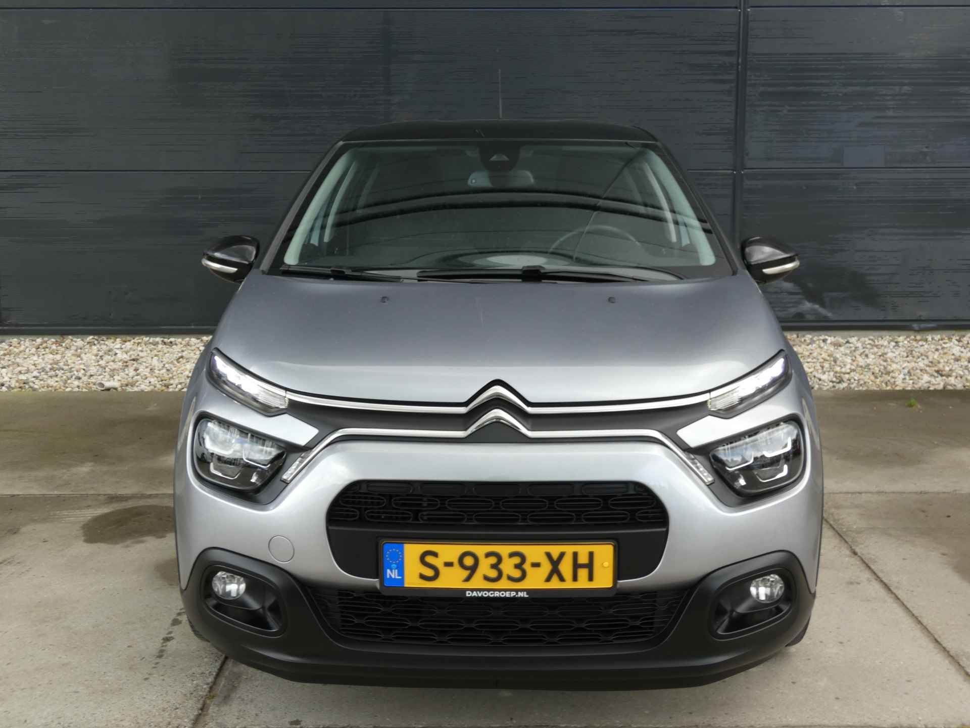 Citroën C3 1.2 PureTech Feel Edition Connect Nav | Auto Airco | Lichtmetaal - 9/47