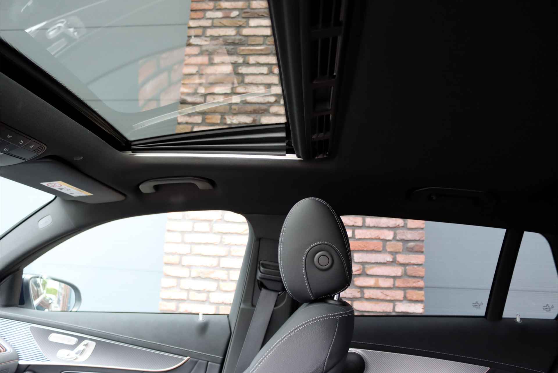 Mercedes-Benz EQC 400 4MATIC AMG Line 80 kWh, 45.000,- Ex BTW, Schuif-/Kanteldak, Surround Camera, Memory, Leder, Keyless Go, Stuurwielverwarming, Distronic+, Augmented Reality, Voorklimatisering, Etc. - 5/46