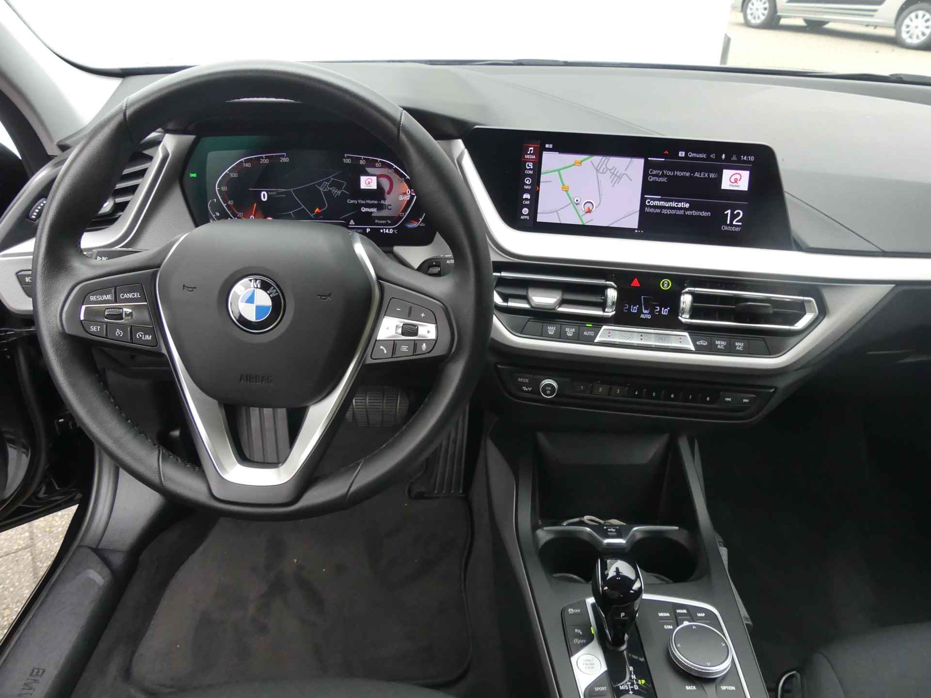 BMW 1-serie 118i Business Edition Automaat | NAVI | APPLE CARPLAY/ANDROID AUTO | - 8/36