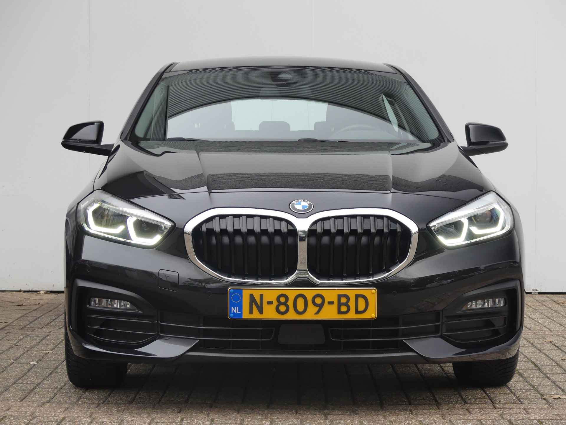 BMW 1-serie 118i Business Edition Automaat | NAVI | APPLE CARPLAY/ANDROID AUTO | - 34/36