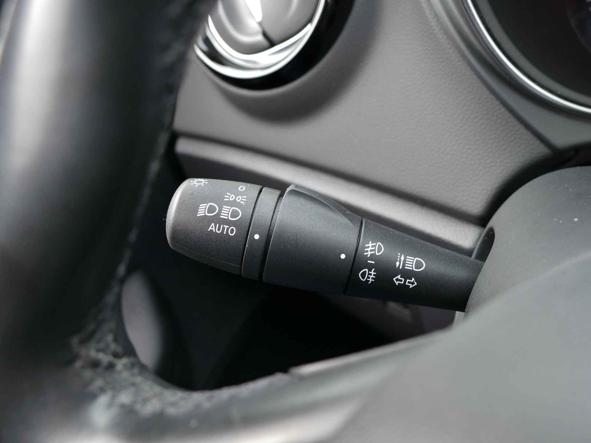 Renault Captur 0.9 TCe Intens | parkeerassistent | camera | Apple CarPlay/Android auto | all-season-banden - 17/49