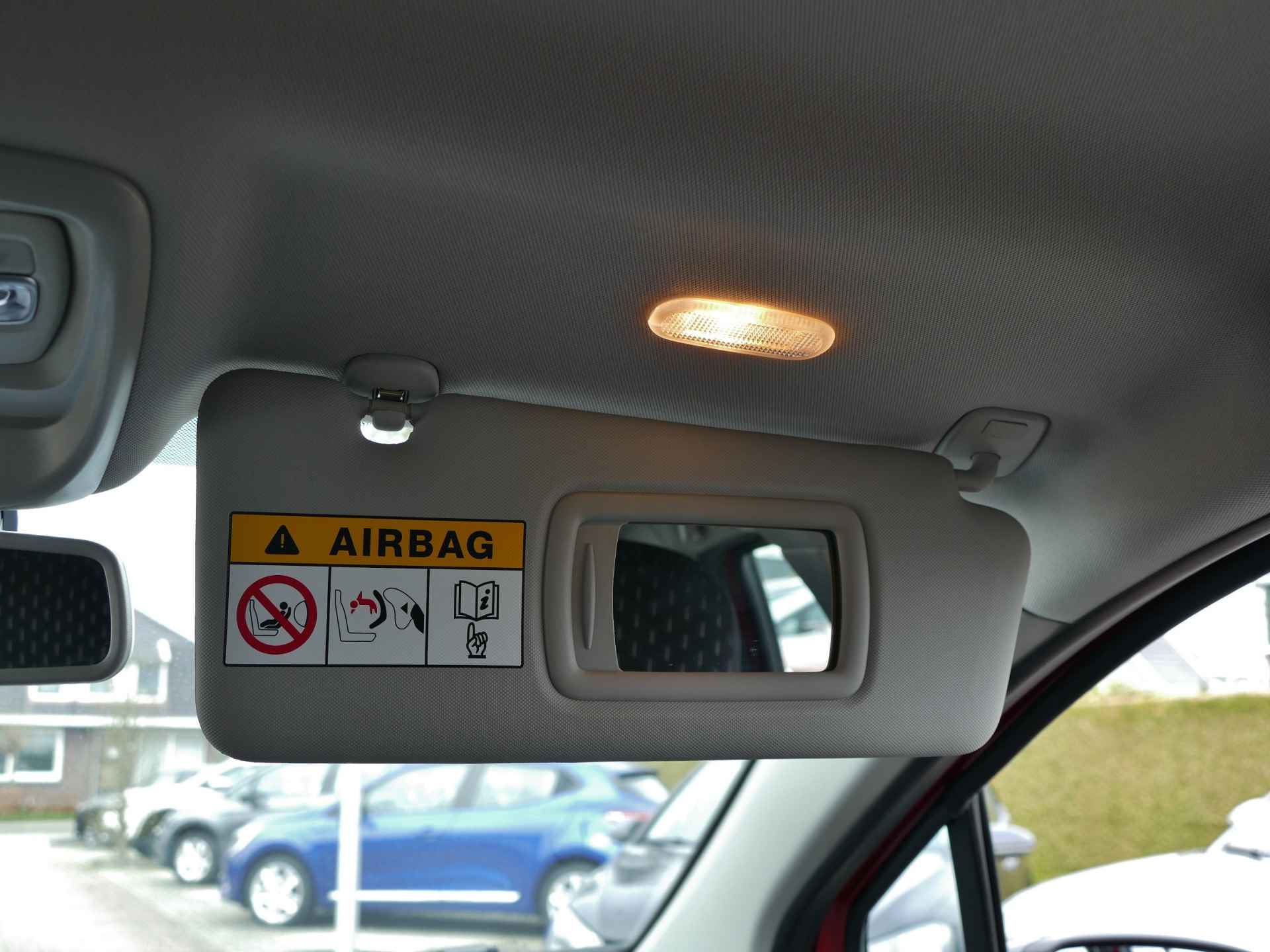 Renault Captur 0.9 TCe Intens | parkeerassistent | camera | Apple CarPlay/Android auto | all-season-banden - 39/49
