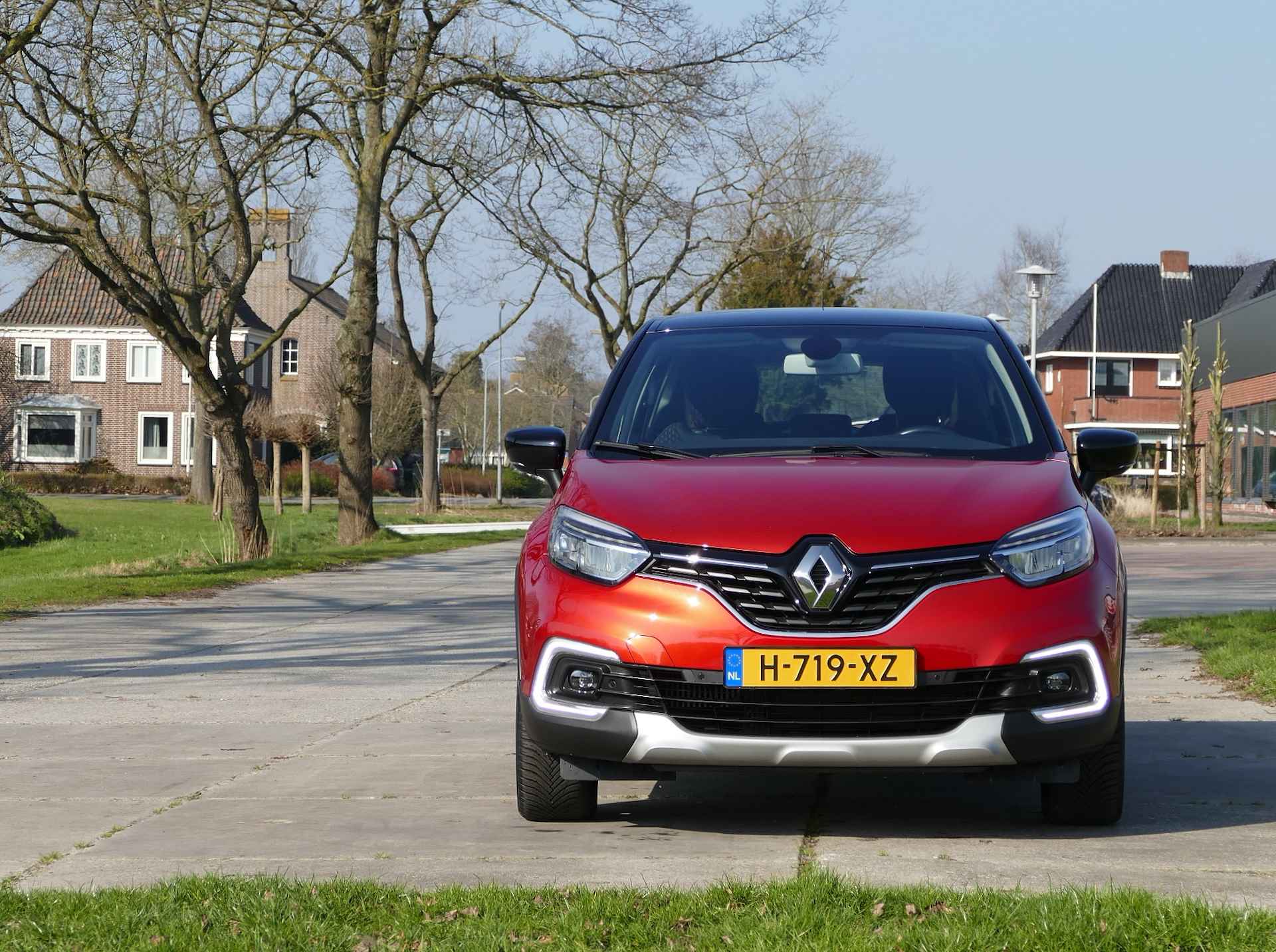 Renault Captur 0.9 TCe Intens | parkeerassistent | camera | Apple CarPlay/Android auto | all-season-banden - 45/49