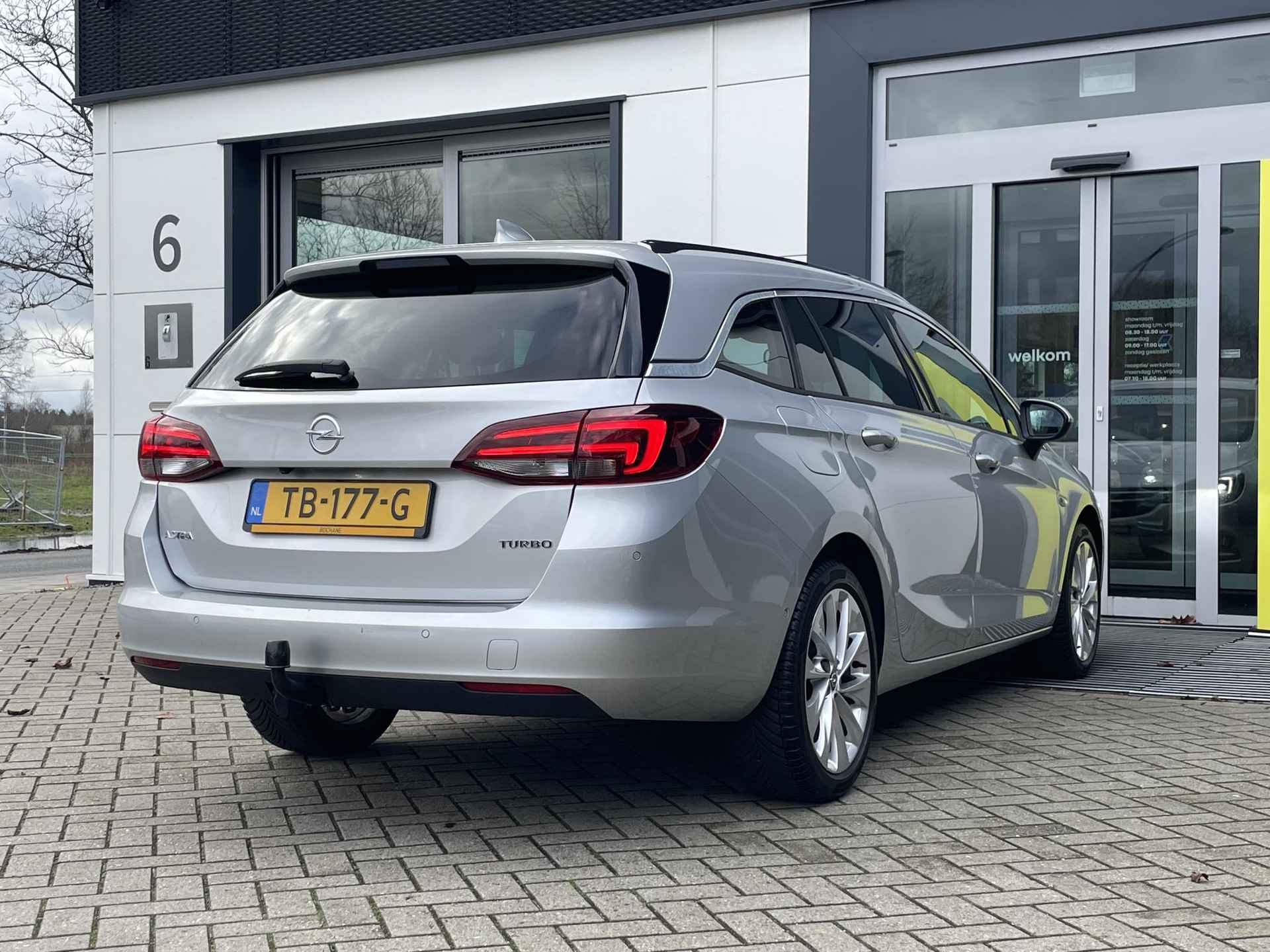 Opel Astra Sports Tourer 1.4 Innovation 150 pk | Trekhaak | Naviagtie | Camera achter - 3/32