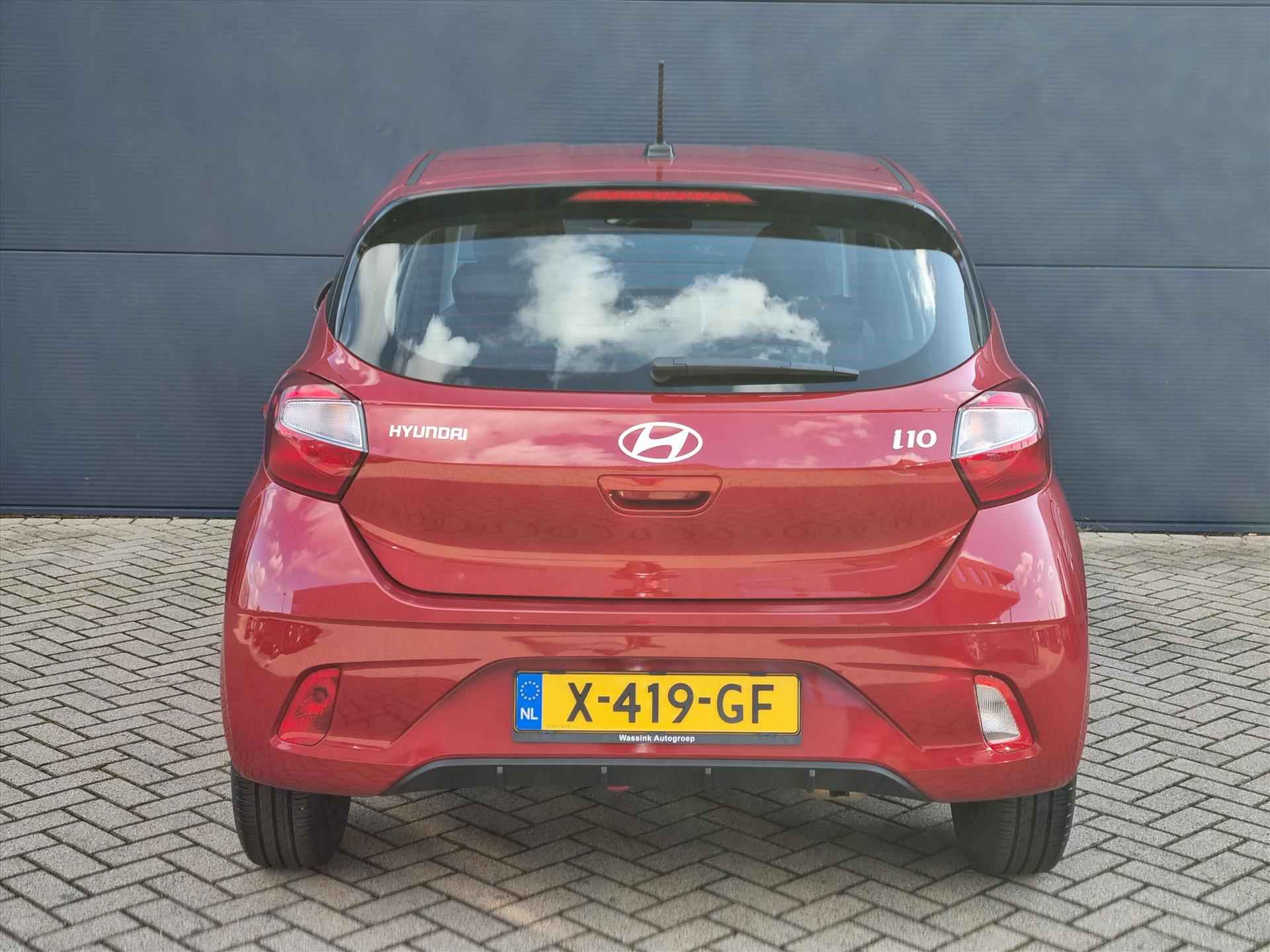 HYUNDAI I10 1.0i 67pk Comfort | Apple Carplay | Airco | Cruise Control | - 4/33