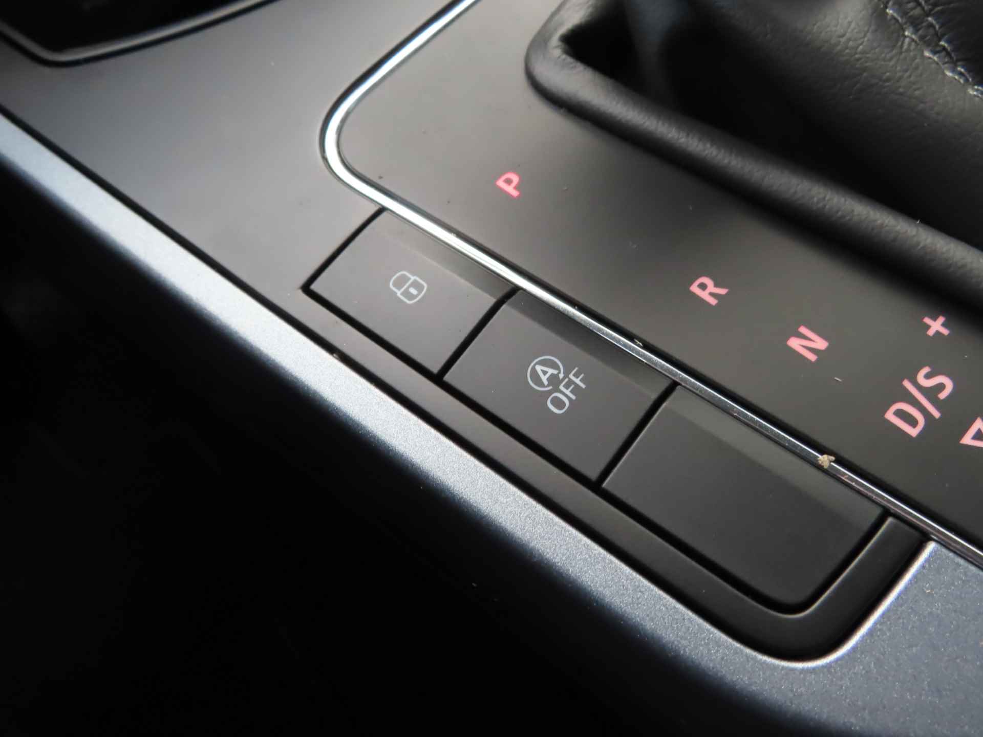 SEAT Arona 1.0 TSI Style Business Intense DSG | navigatie | carplay | parkassist | carplay - 9/22