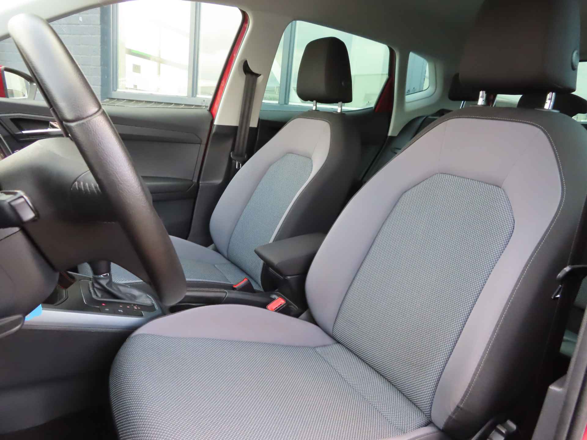 SEAT Arona 1.0 TSI Style Business Intense DSG | navigatie | carplay | parkassist | carplay - 19/22