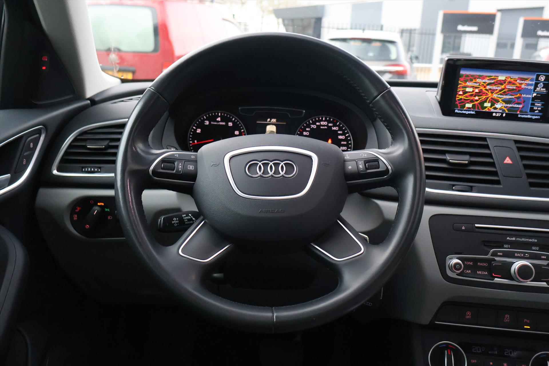 Audi Q3 1.4 TFSI S-Line 150PK | Pano | Camera | Dodehoekdetectie | Bi-Xenon | Sfeer  | Navi | Cruise | 1e Eigenaar - 17/39