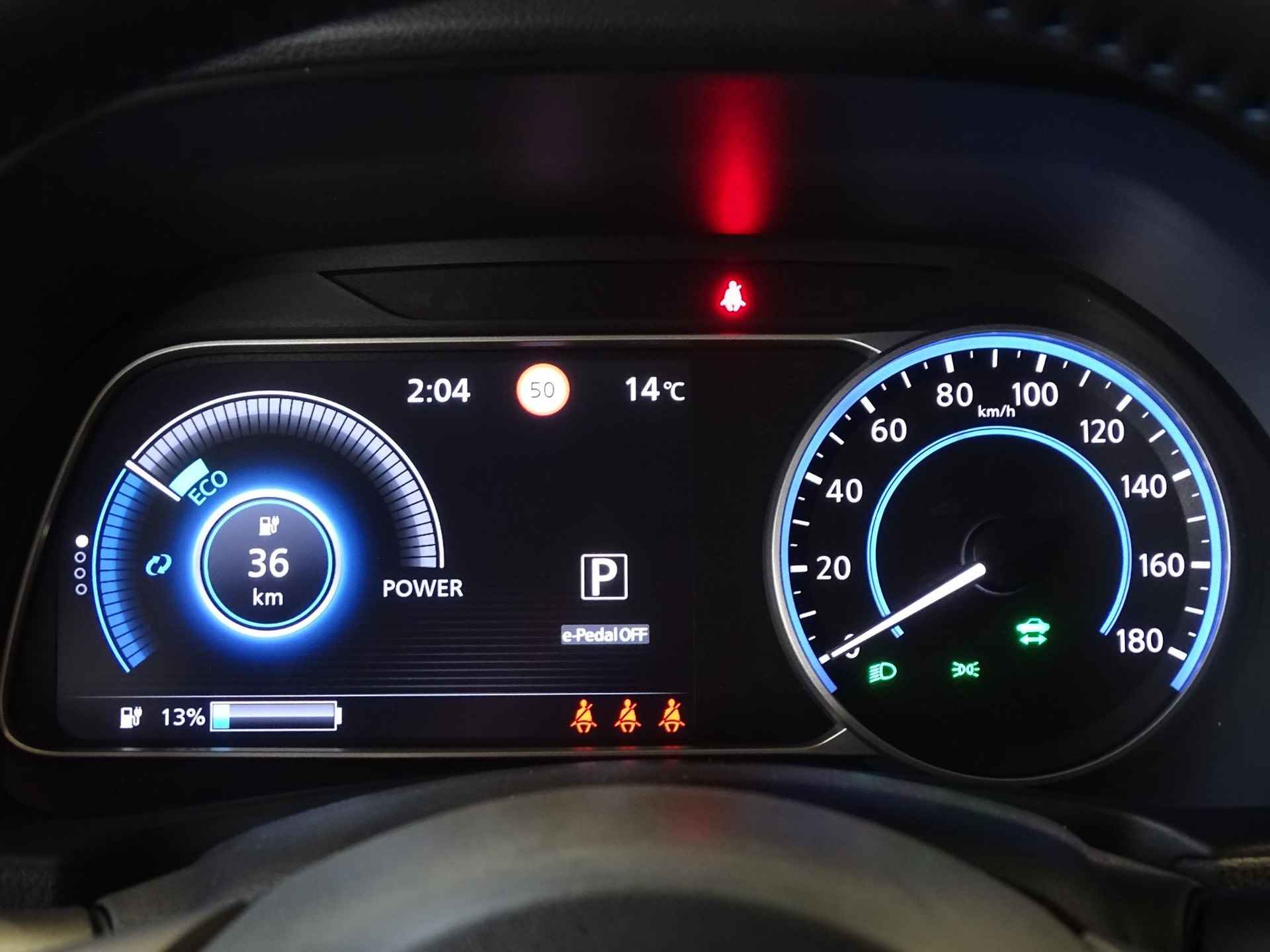 Nissan LEAF N-Connecta 39 kWh | 17" Lichtmetalen velgen | 7" TFT kleuren instrumentenpaneel | Achteruitrijcamera met dynamische afstandsmarkering | navigatiesysteem full map | - 5/29