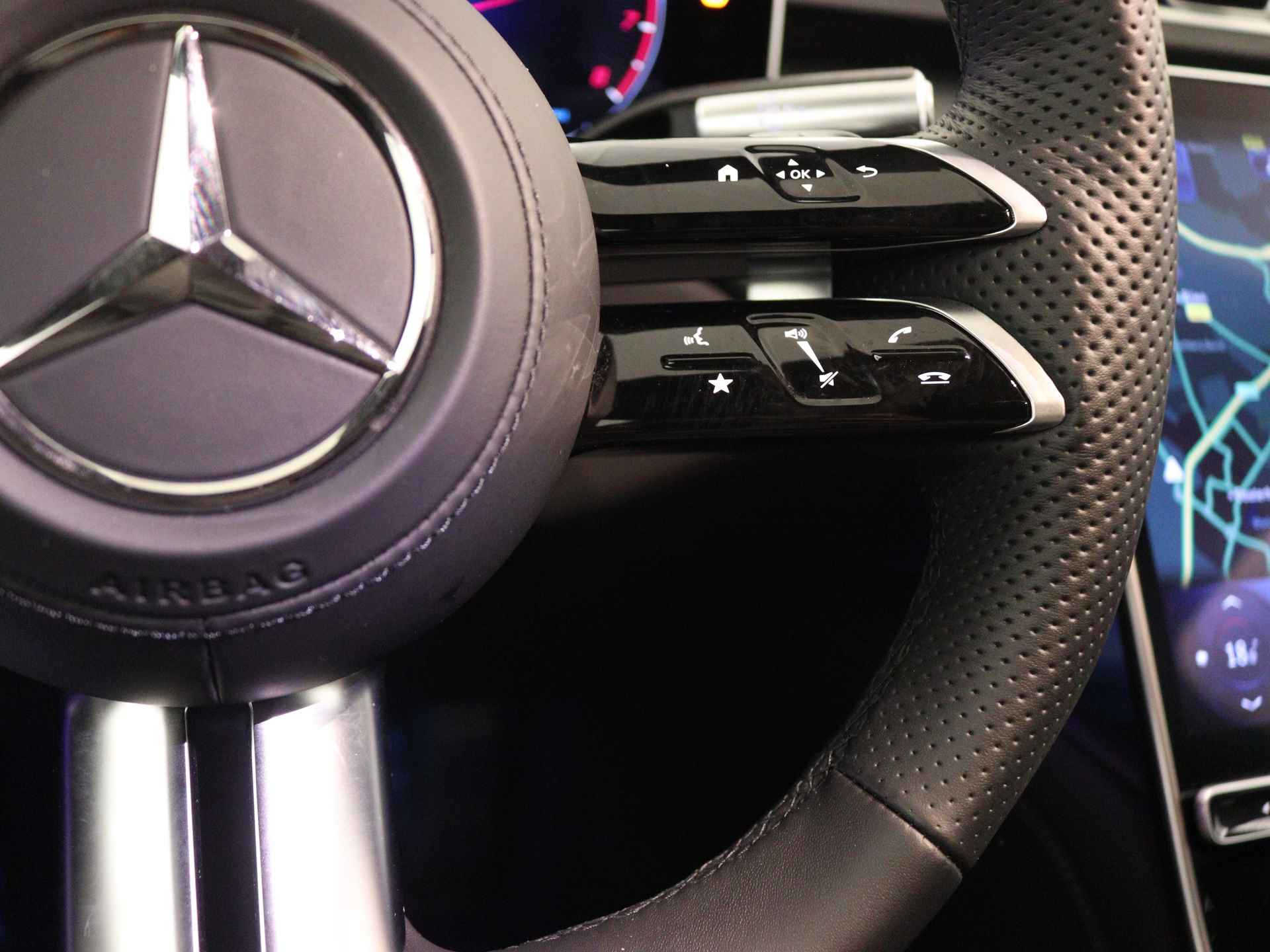 Mercedes-Benz S-Klasse 450 4Matic AMG Limited | 360°camera | Panoramadak | Achterasbesturing | Rijassistentiepakket | Luchtvering | Stoelverkoeling-verwarming| Inclusief 24 MB Premium Certified garantie voor Europa. - 20/36