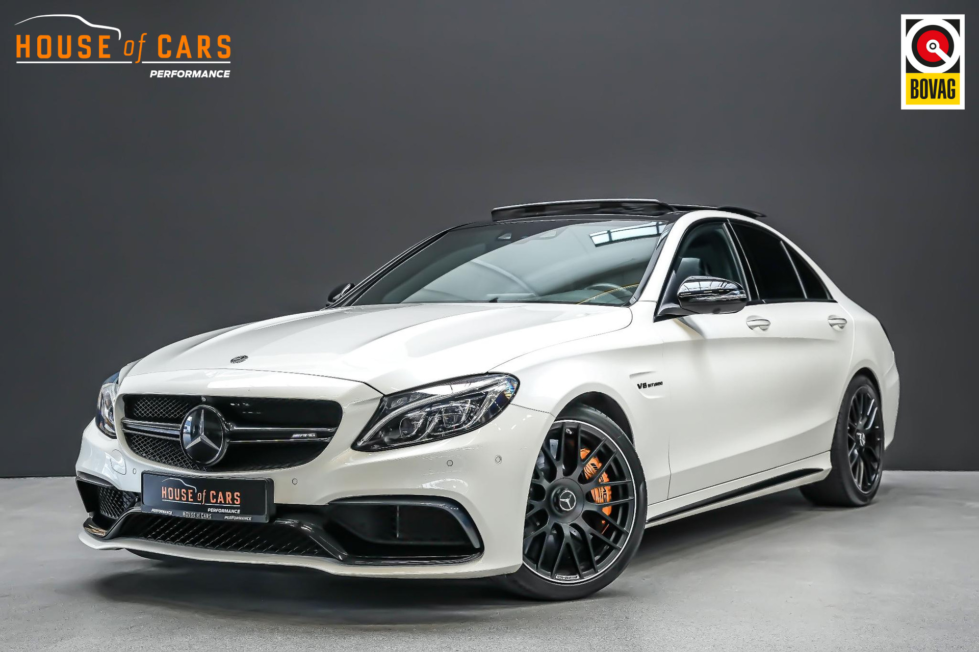 Mercedes-Benz C-klasse C63S AMG 510pk |keramische remmen|panoramdak|Burmester|bucket seats|IWC klok|360 camera|HUD|BLIS|parkeersensoren voor en achter|19"|