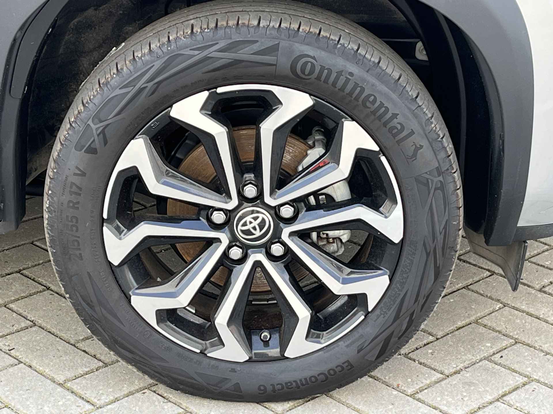 Toyota Yaris Cross 1.5 Hybrid Business NAVIGATIE | 17 INCH VELGEN | CRUISE CONTROL | LEUKE AUTO MET HOGE INSTAP! - 35/42