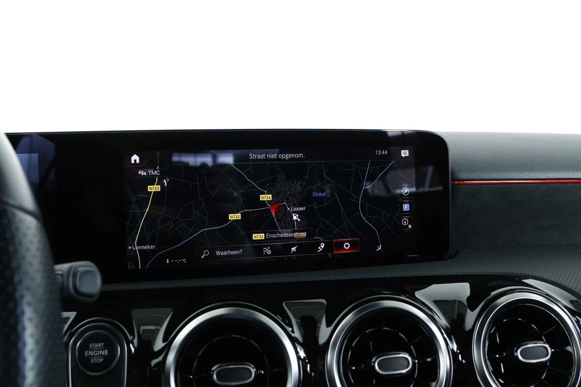 Mercedes-Benz A-Klasse 250 e AMG Line / Navi / Carplay / DAB / LED - 15/41