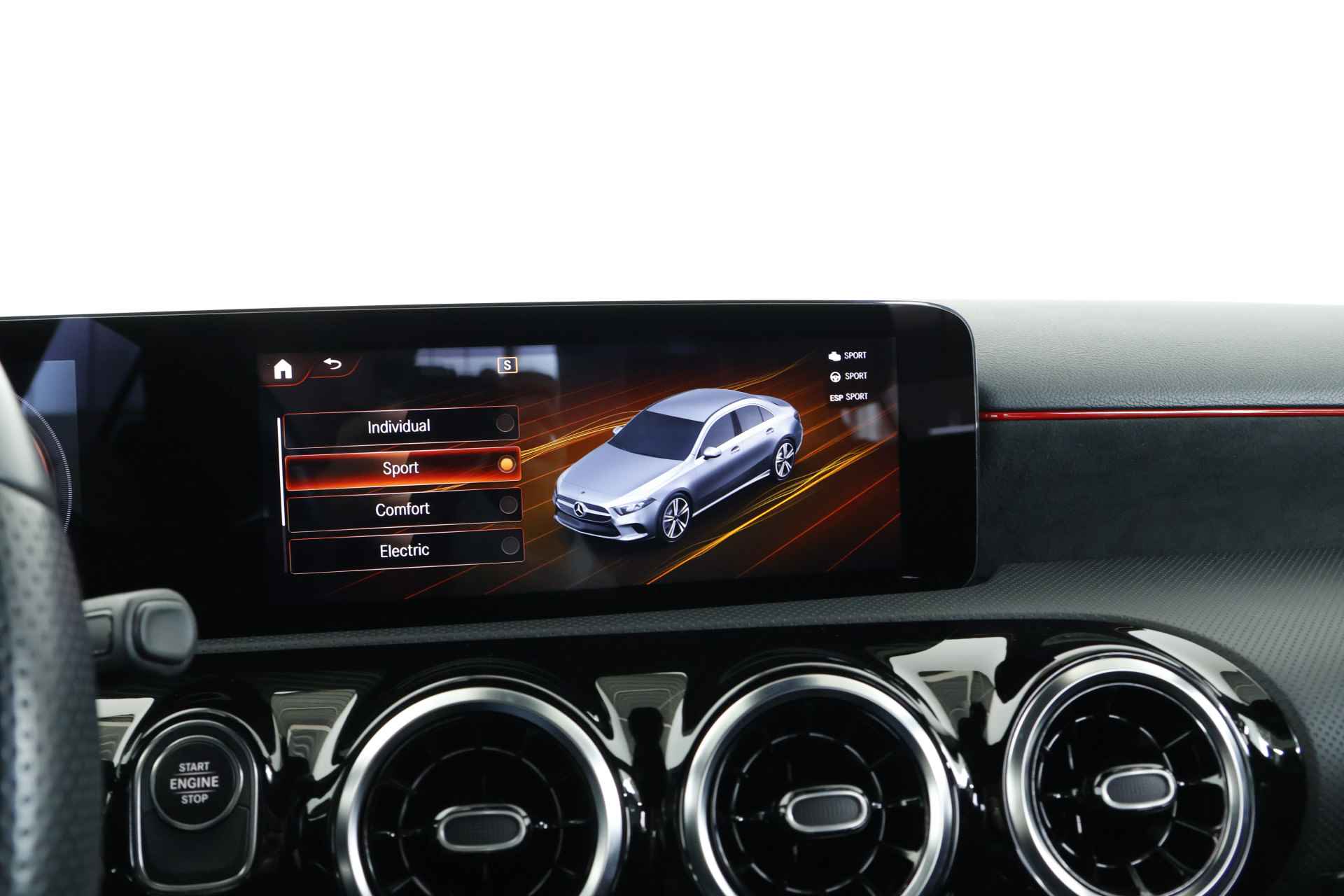 Mercedes-Benz A-Klasse 250 e AMG Line / Navi / Carplay / DAB / LED - 29/41