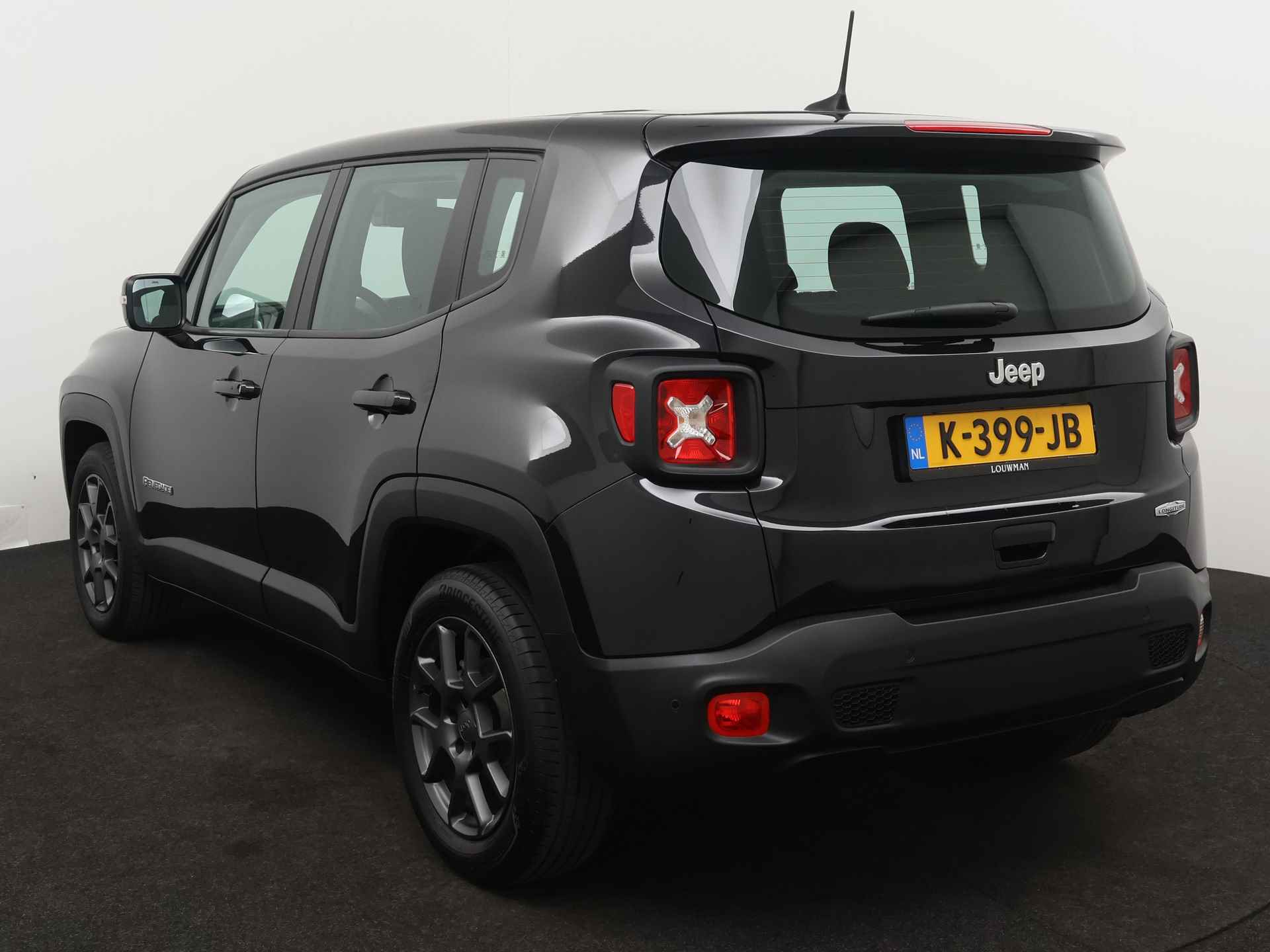 Jeep Renegade 1.3T DDCT Longitude - 16/42