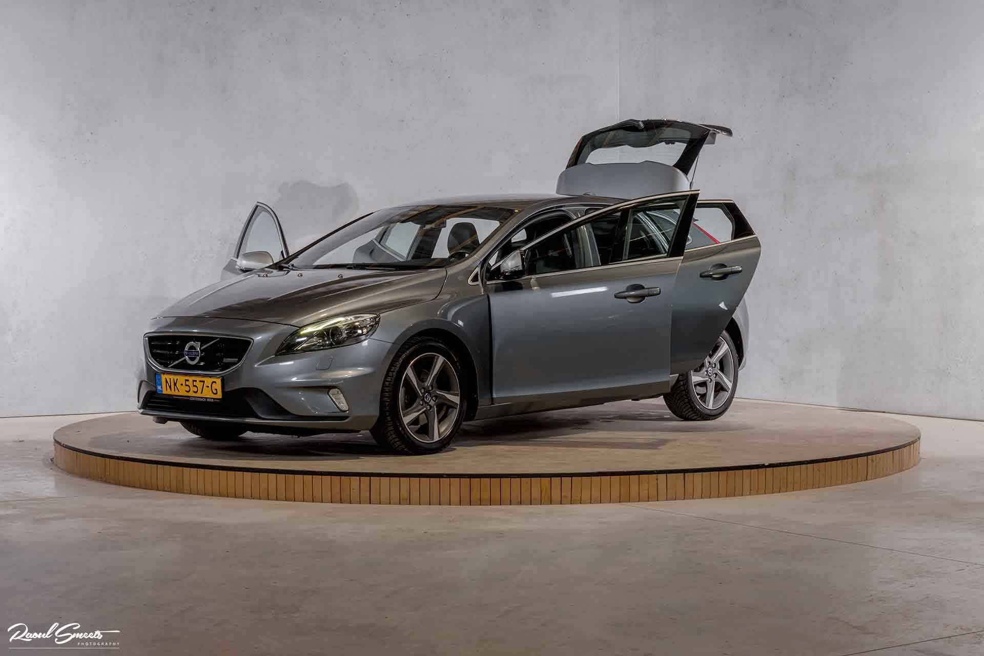 Volvo V40 1.6 T2 R-Design - 8/52