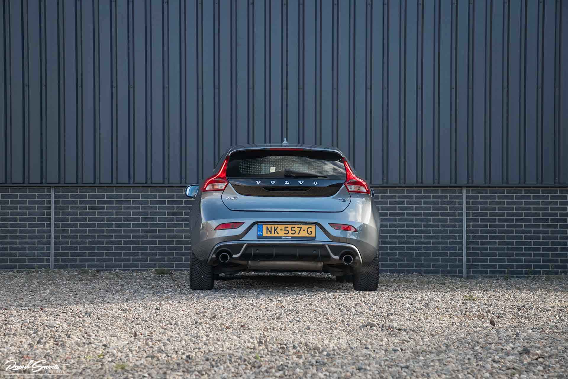 Volvo V40 1.6 T2 R-Design - 44/52