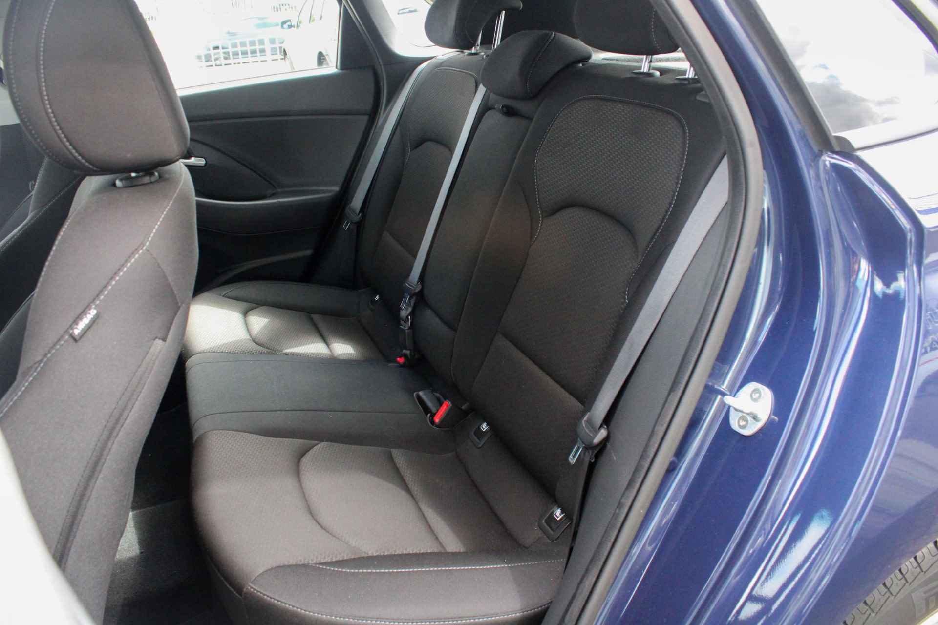 Hyundai i30 1.0 T-GDI Comfort NAVIGATIE / APPLE CARPLAY - 29/30