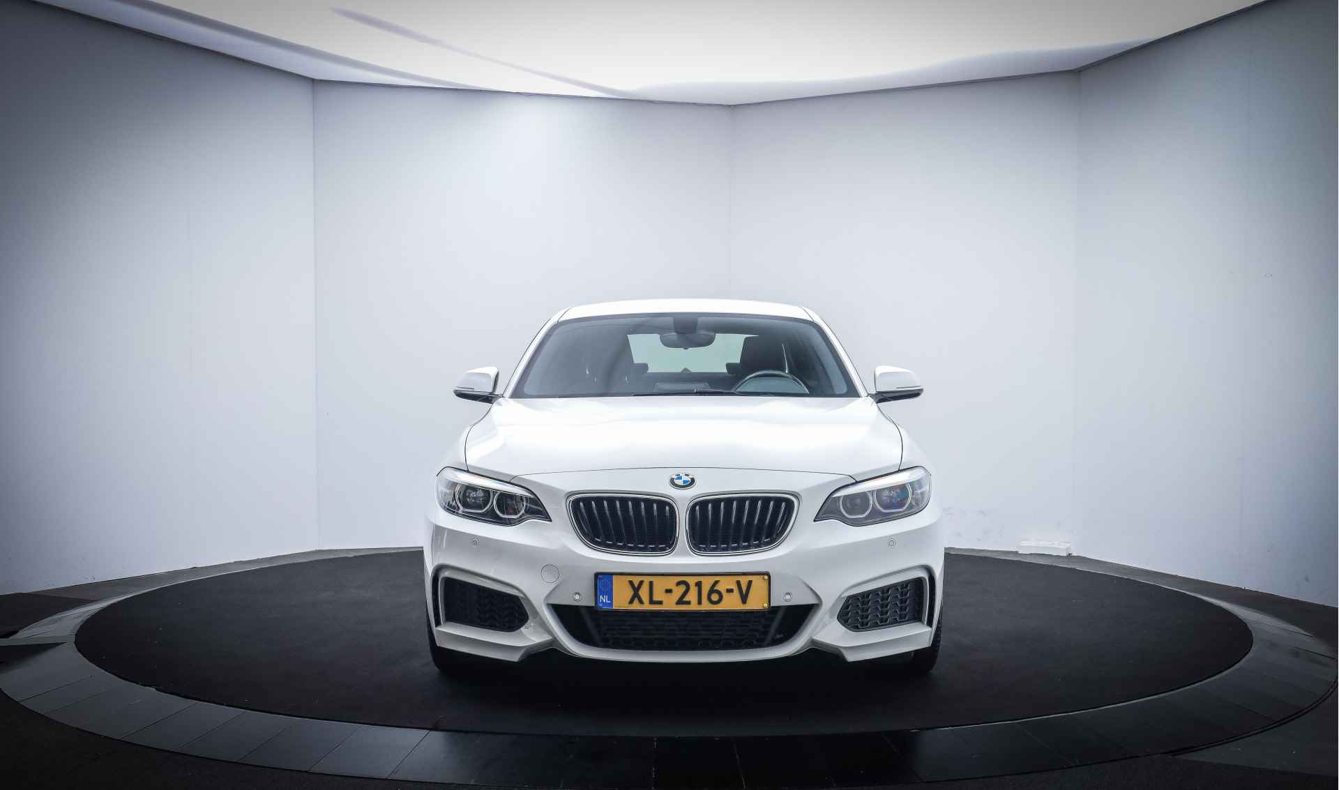 BMW 2 Serie Coupé 218iA M-Sport FULL LED/NAVI/CAMERA/SPORTSTOELEN/ALCANTARA/CRUISE/PDC V+A/LMV 18'' - 2/27