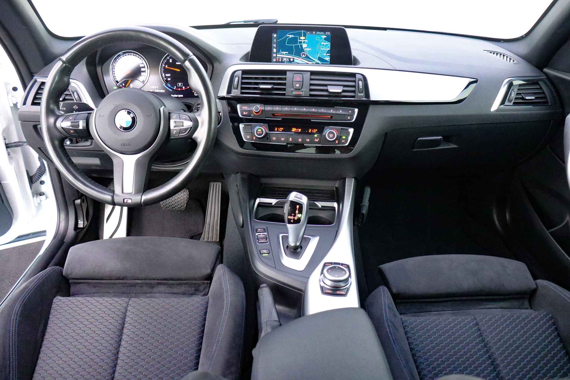 BMW 2 Serie Coupé 218iA M-Sport FULL LED/NAVI/CAMERA/SPORTSTOELEN/ALCANTARA/CRUISE/PDC V+A/LMV 18'' - 18/27