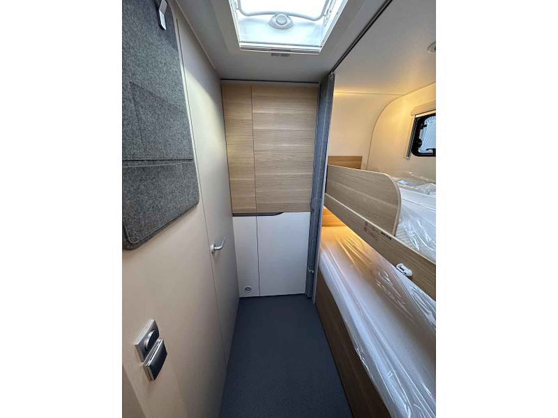 Adria Adora 573 PT Incl. Truma Dakairco - 16/23