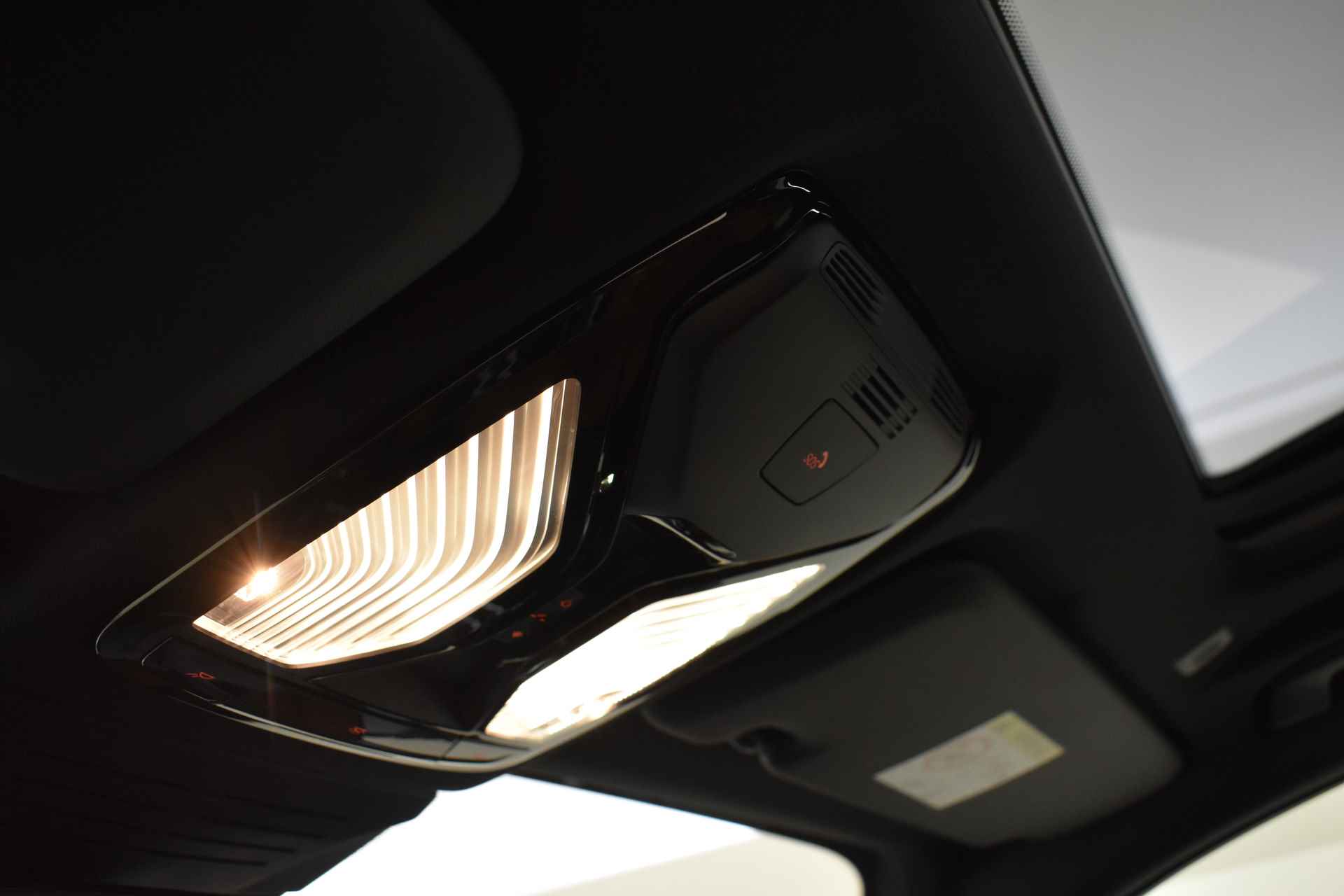 BMW X5 xDrive50e High Executive M Sport Automaat / Panoramadak / Parking Assistant Professional / Adaptieve LED / Gesture Control / Comfort Access / Driving Assistant Professional - 27/42