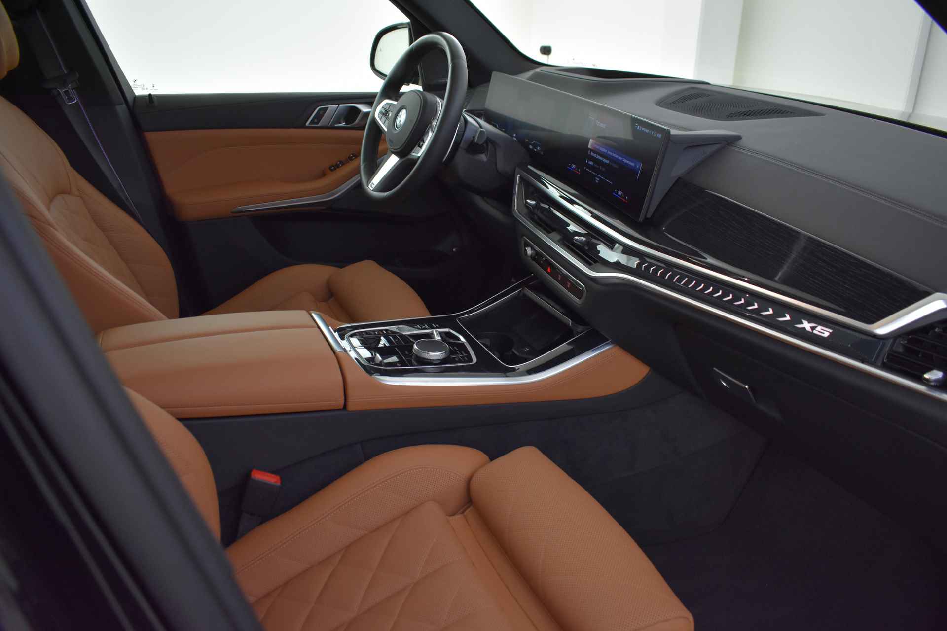 BMW X5 xDrive50e High Executive M Sport Automaat / Panoramadak / Parking Assistant Professional / Adaptieve LED / Gesture Control / Comfort Access / Driving Assistant Professional - 42/42