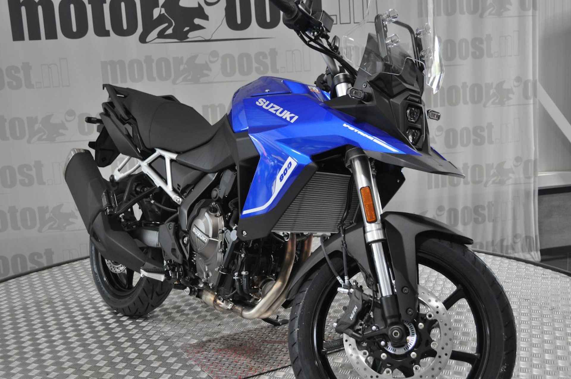 SUZUKI V-strom 800 - 12/16