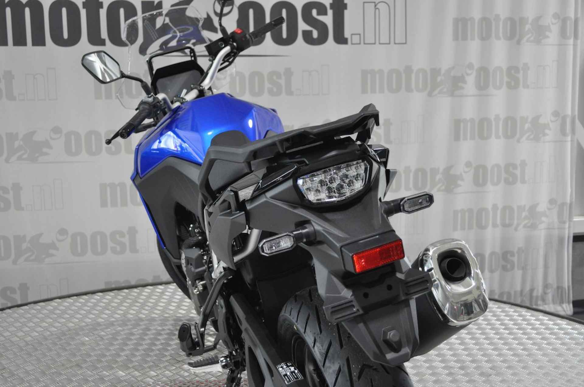 SUZUKI V-strom 800 - 14/16