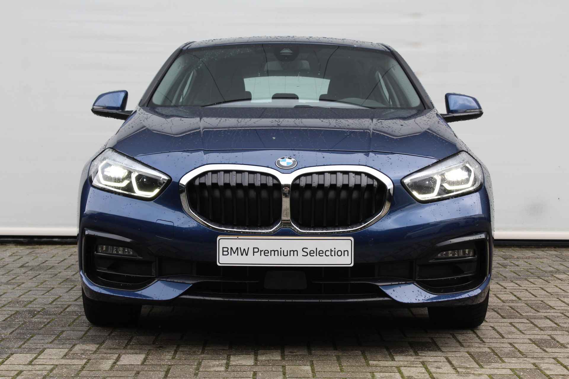 BMW 1-serie 118i Executive Sport Line Automaat / Sportstoelen / PDC / Cruise Control / Adaptieve LED / Live Cockpit Professional / Multifunctioneel stuurwiel - 8/29