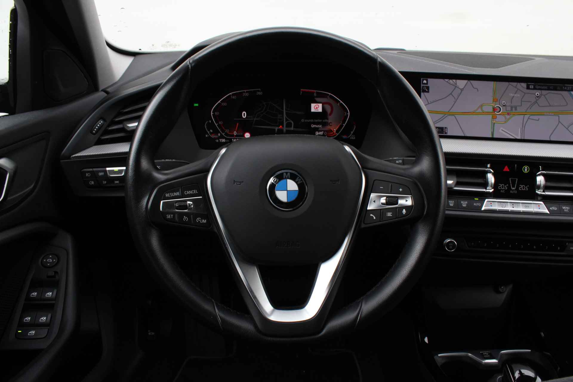 BMW 1-serie 118i Executive Sport Line Automaat / Sportstoelen / PDC / Cruise Control / Adaptieve LED / Live Cockpit Professional / Multifunctioneel stuurwiel - 15/29