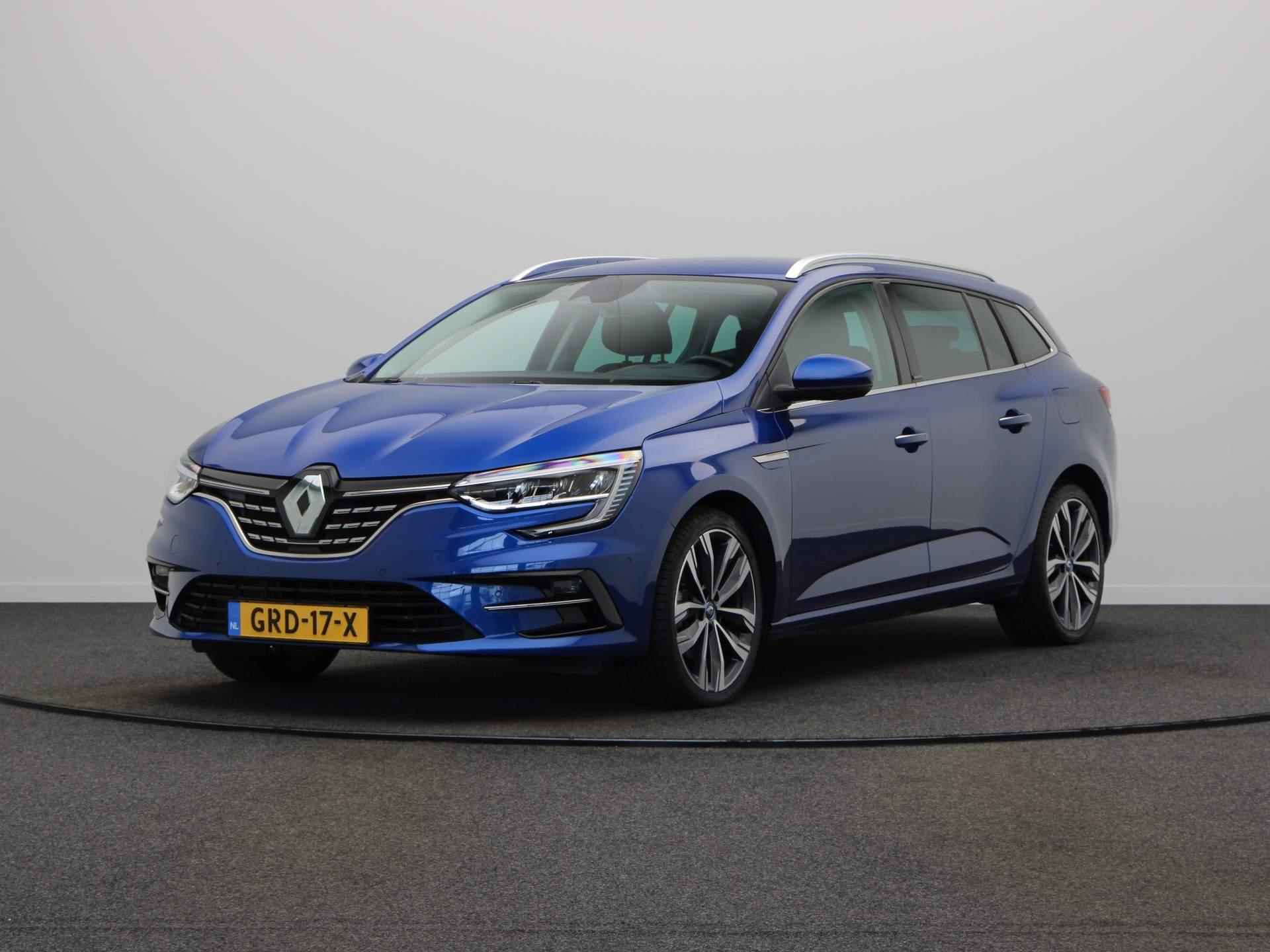 Renault Mégane Estate E-Tech Plug-In Hybrid 160pk Intens | Dealer onderhouden | Stoel en stuurwielverwarming | Navigatie | Cruise control | Climate control | Privacy glass | half leder | - 10/57