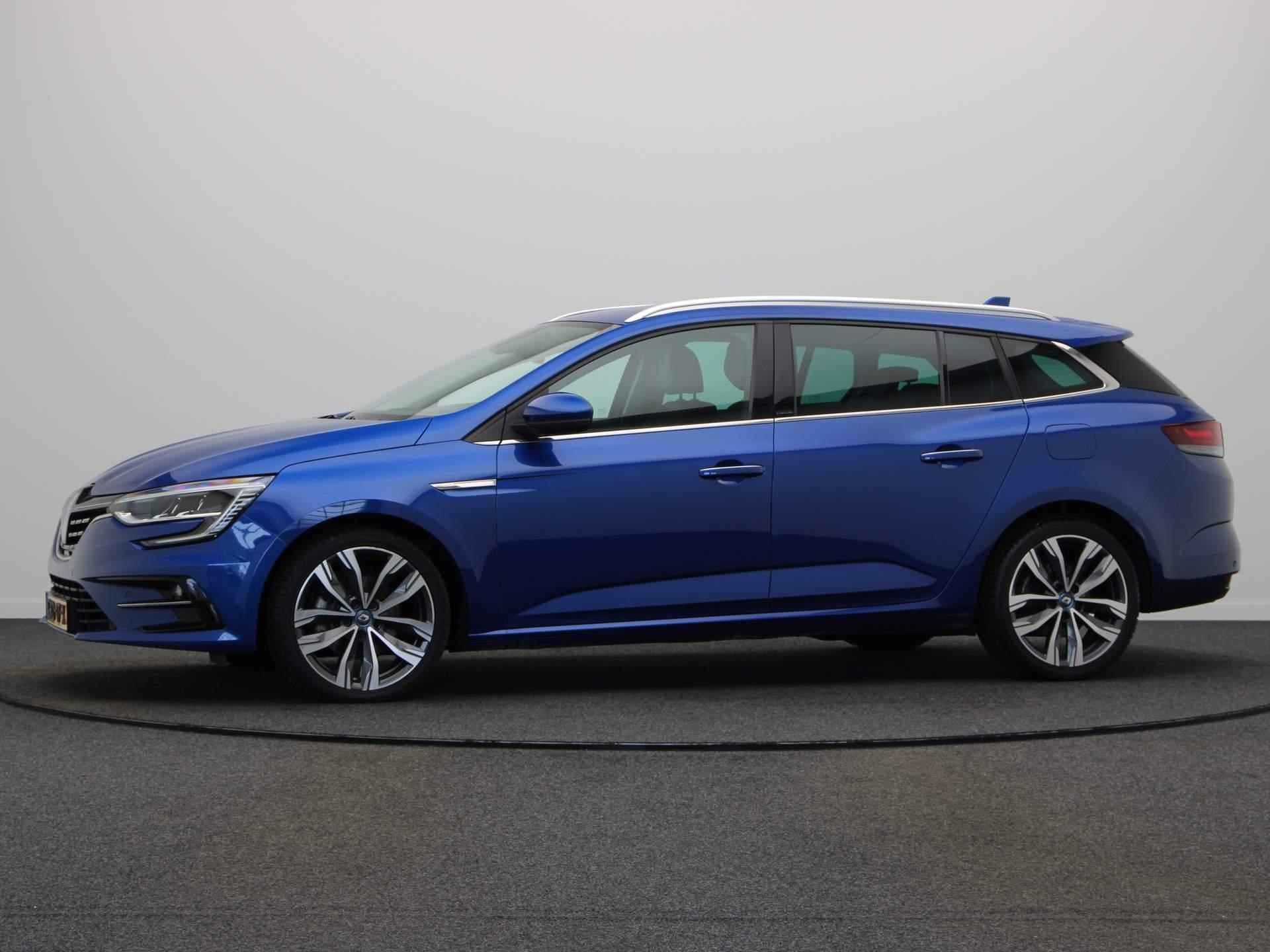 Renault Mégane Estate E-Tech Plug-In Hybrid 160pk Intens | Dealer onderhouden | Stoel en stuurwielverwarming | Navigatie | Cruise control | Climate control | Privacy glass | half leder | - 12/57