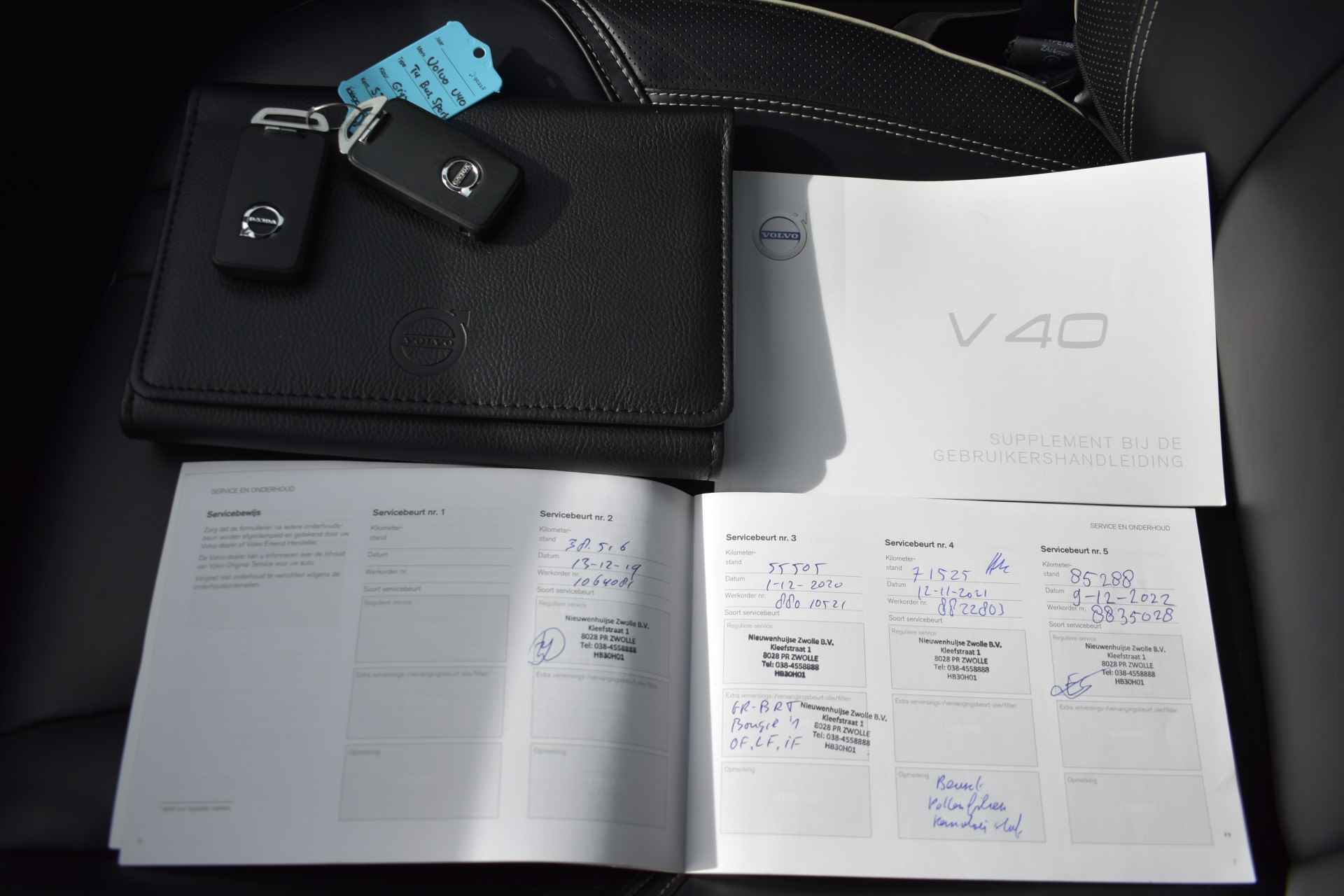 Volvo V40 T4 190PK Business Sport | Panoramadak | Camera | Stoelverwarming | Leder | Standkachel | Getint glas - 40/40