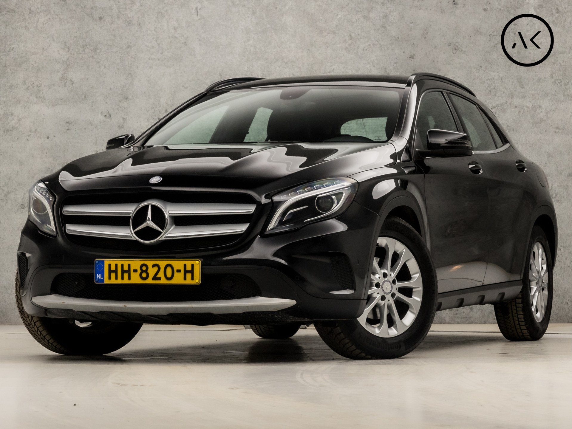 Mercedes-Benz GLA 180 CDI Sport Automaat (NAVIGATIE, LEDER, ZWART HEMEL, CRUISE, SPORTSTOELEN, PARKEERSENSOREN, XENON, NIEUWE APK, NIEUWSTAAT)