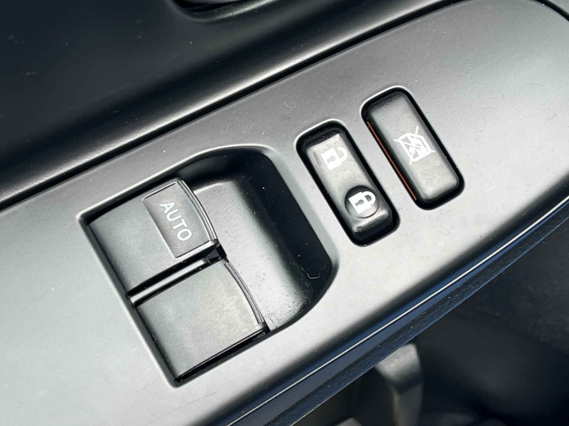 Toyota Yaris 1.5 Hybrid Lease | Navigatie | Cruise control | Parkeersensoren | Licht metalen velgen | - 20/25