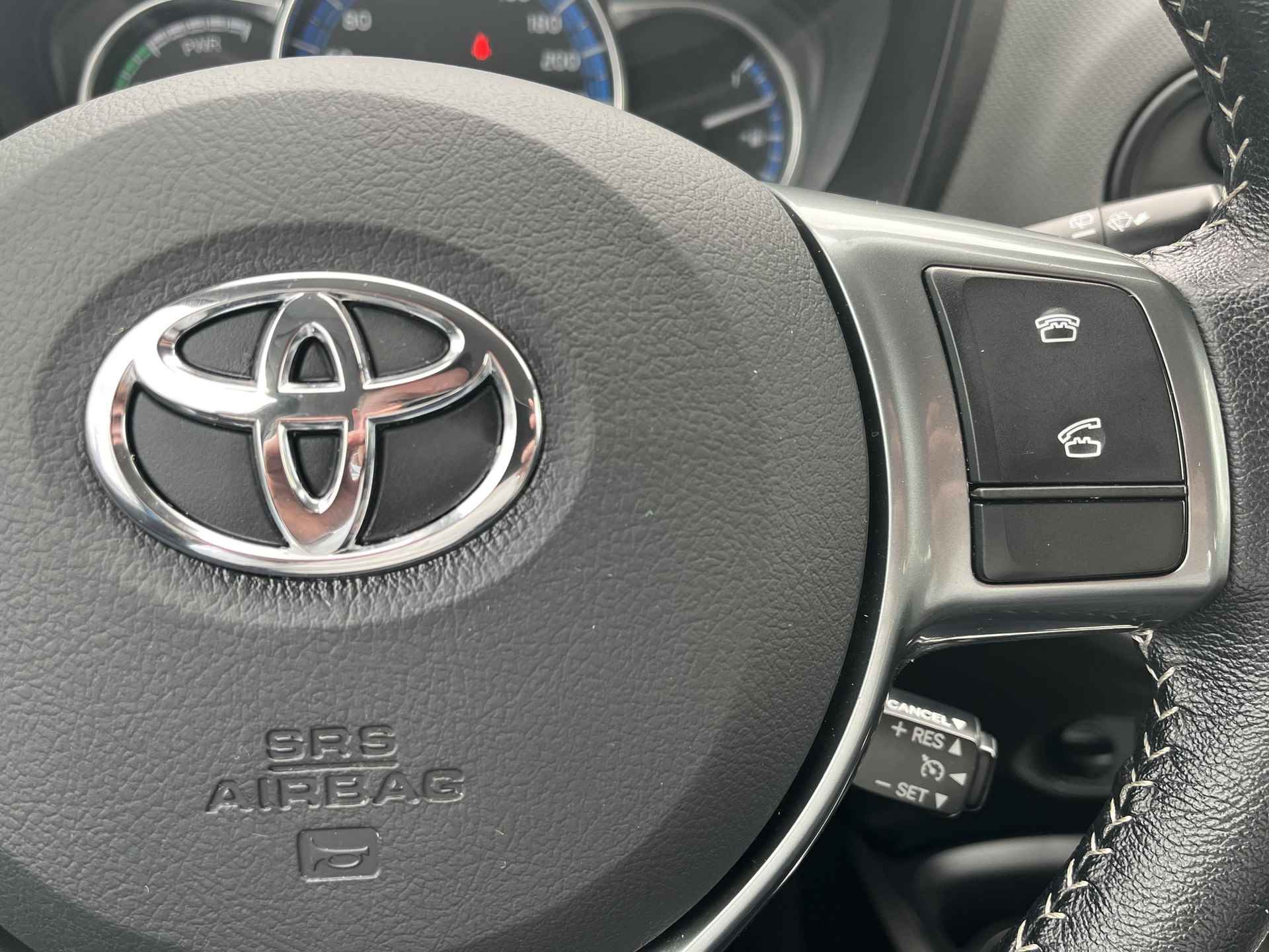 Toyota Yaris 1.5 Hybrid Lease | Navigatie | Cruise control | Parkeersensoren | Licht metalen velgen | - 22/25