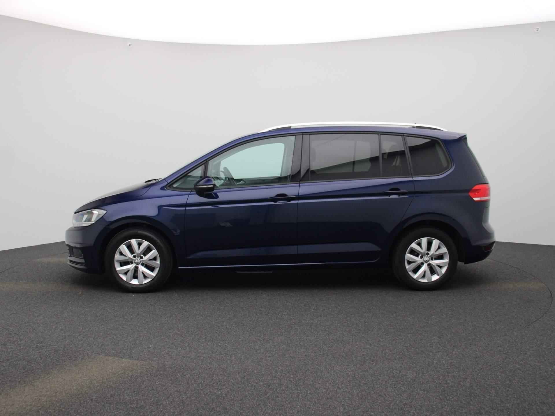 Volkswagen Touran 1.5 TSI Comfortline Business 7-Zits | Achteruitrijcamera | Parkeersensoren | Stoelverwarming | Airco | - 5/38